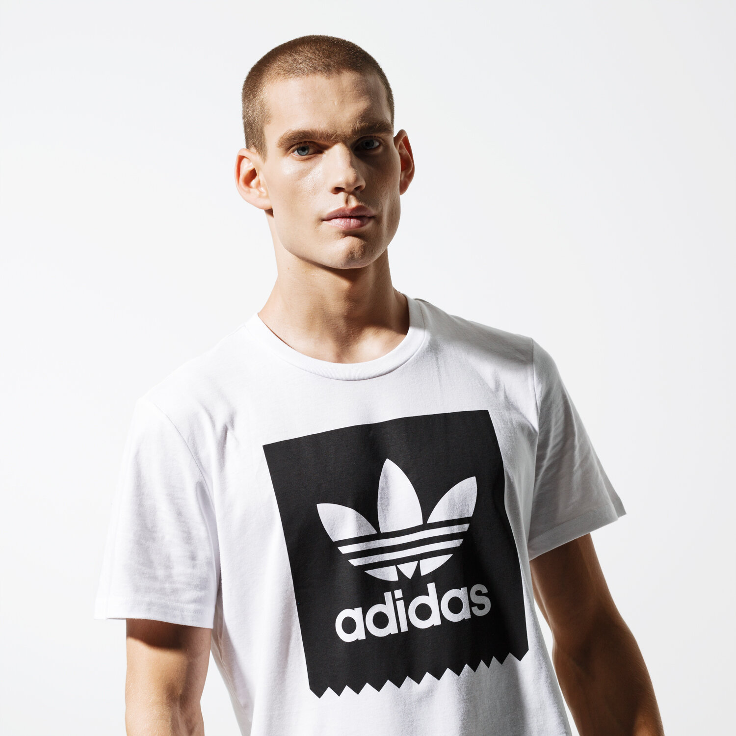 Bărbați tricou ADIDAS TRICOU SS SOLID BB T WHT CW2336 Alb