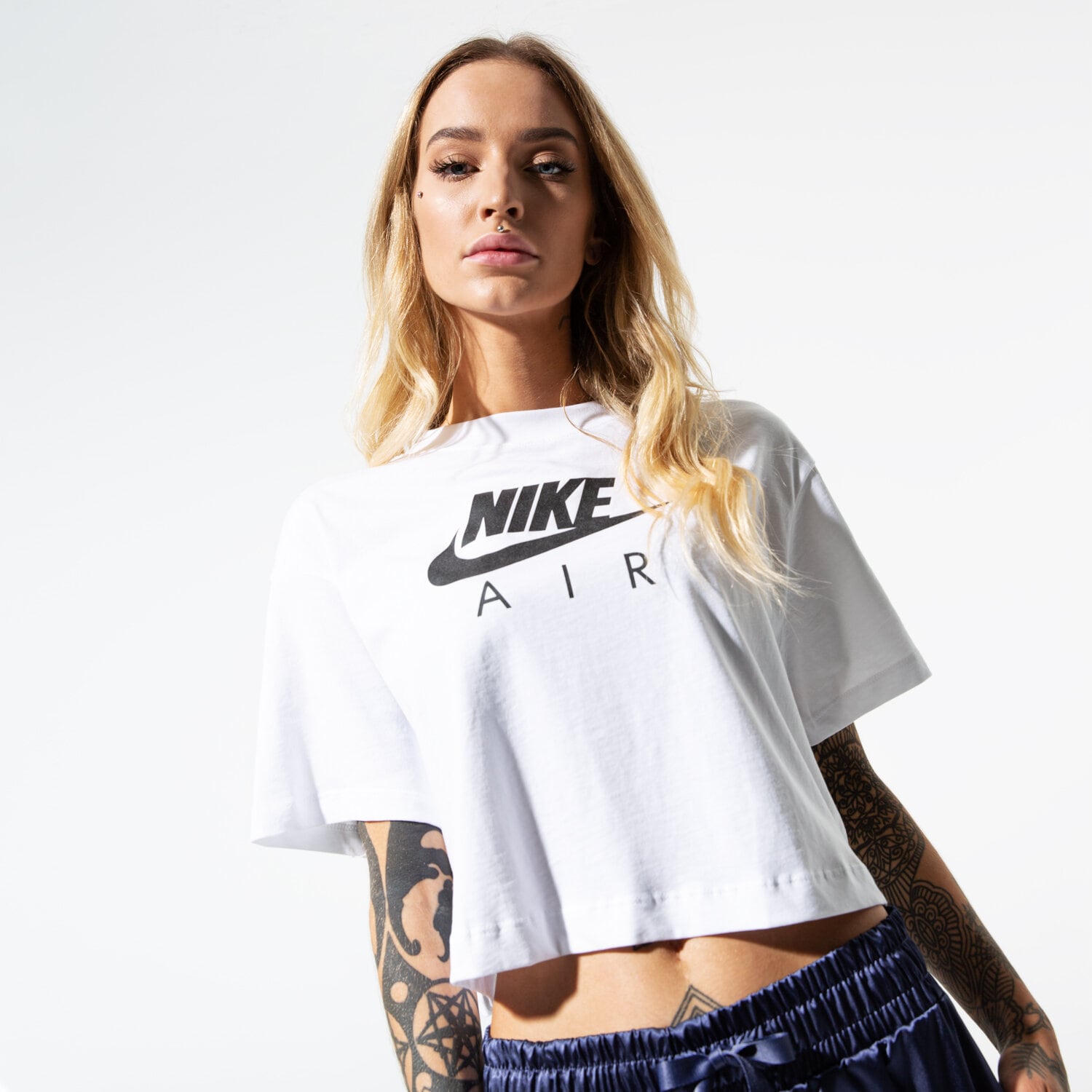 Femei tricou NIKE TRICOU SS W NSW AIR TOP SS BV4777-100 Alb