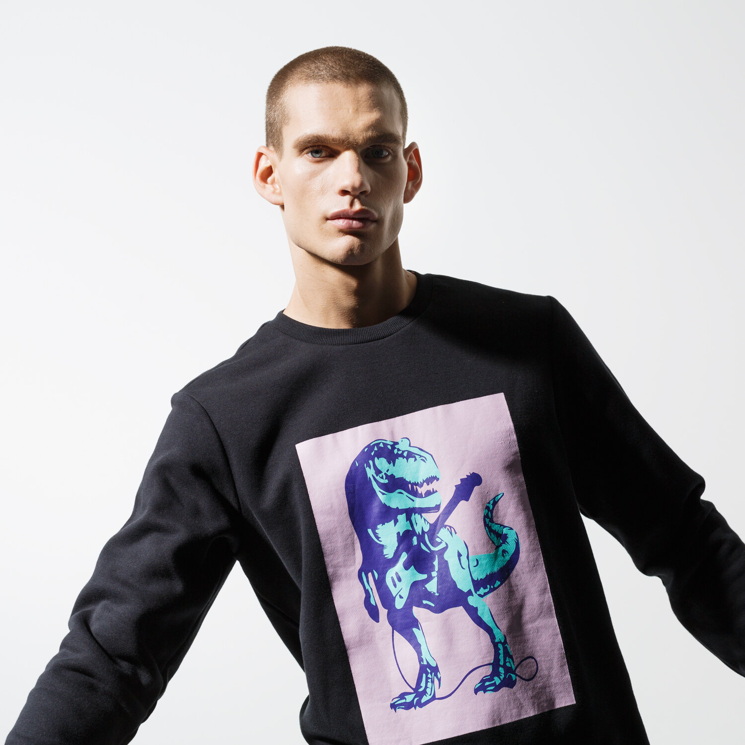 Bărbați bluză CONFRONT BLUZĂ DINO SWEATSHIRT CF39BLM30001 Negru