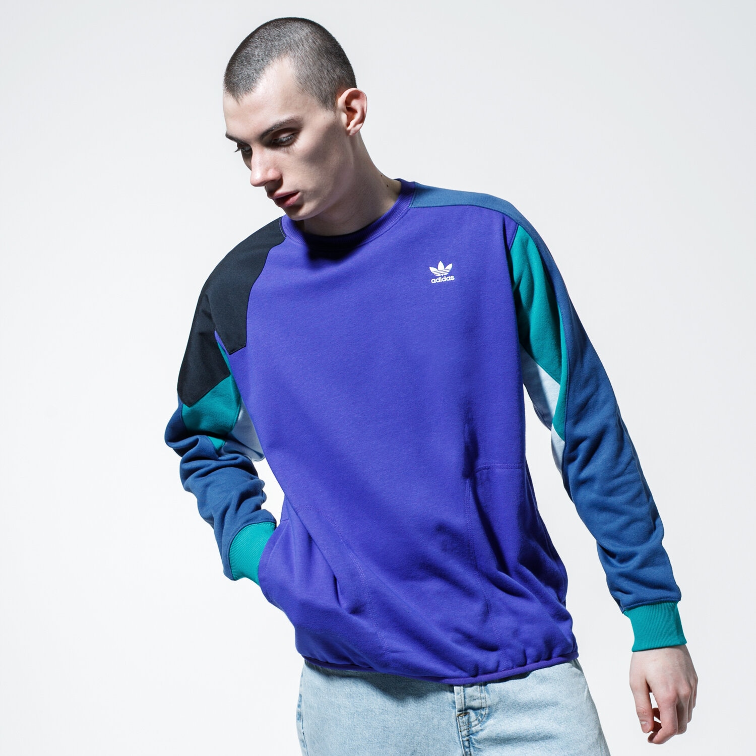 Bărbați bluză ADIDAS BLUZĂ SWEATSHIRT M FM3697 Violet