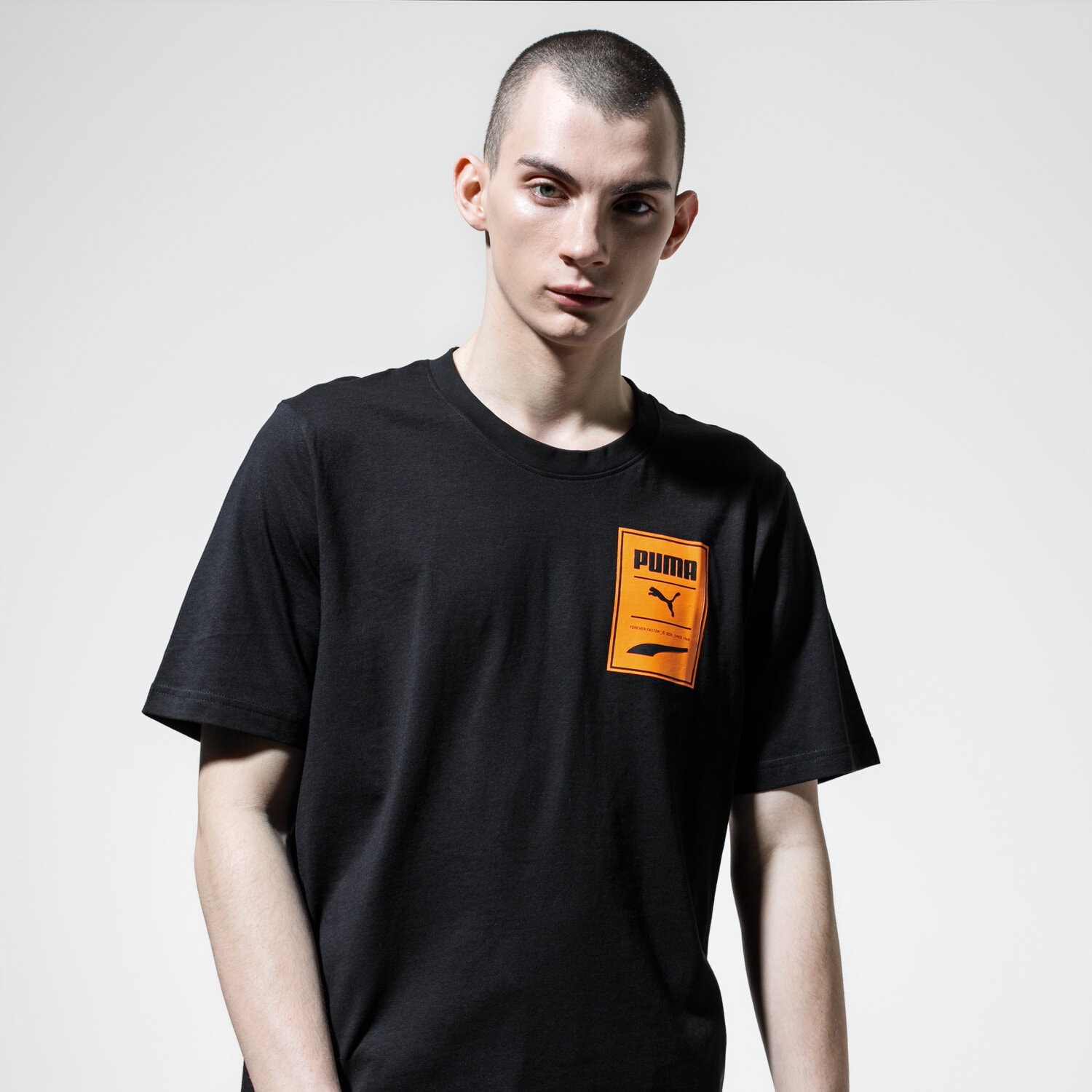 Bărbați tricou PUMA TRICOU RECHECK PACK GRAPHIC TEE 59788401 Negru