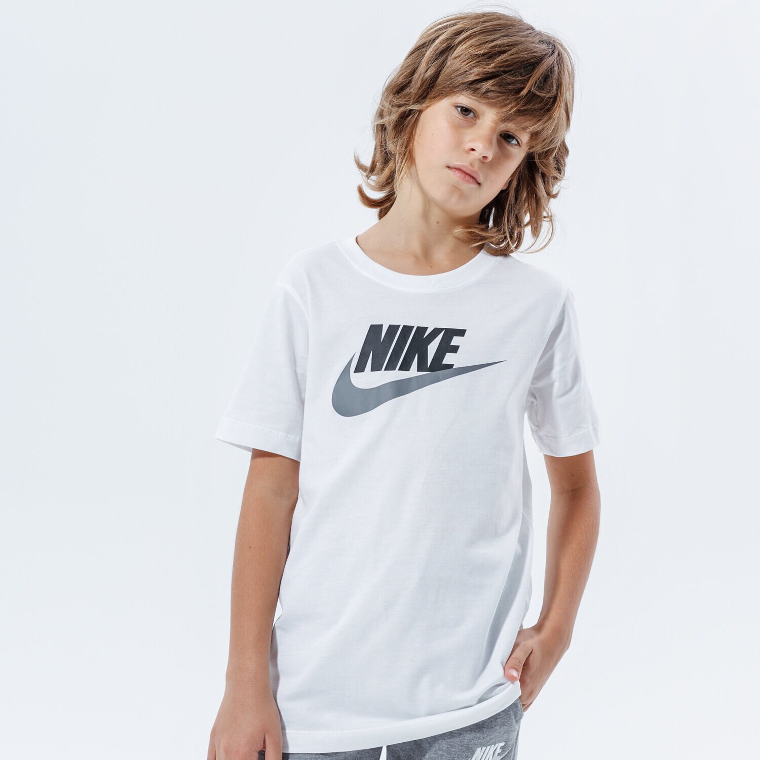 Copii tricou NIKE TRICOU SPORTSWEAR AR5252-103 Alb