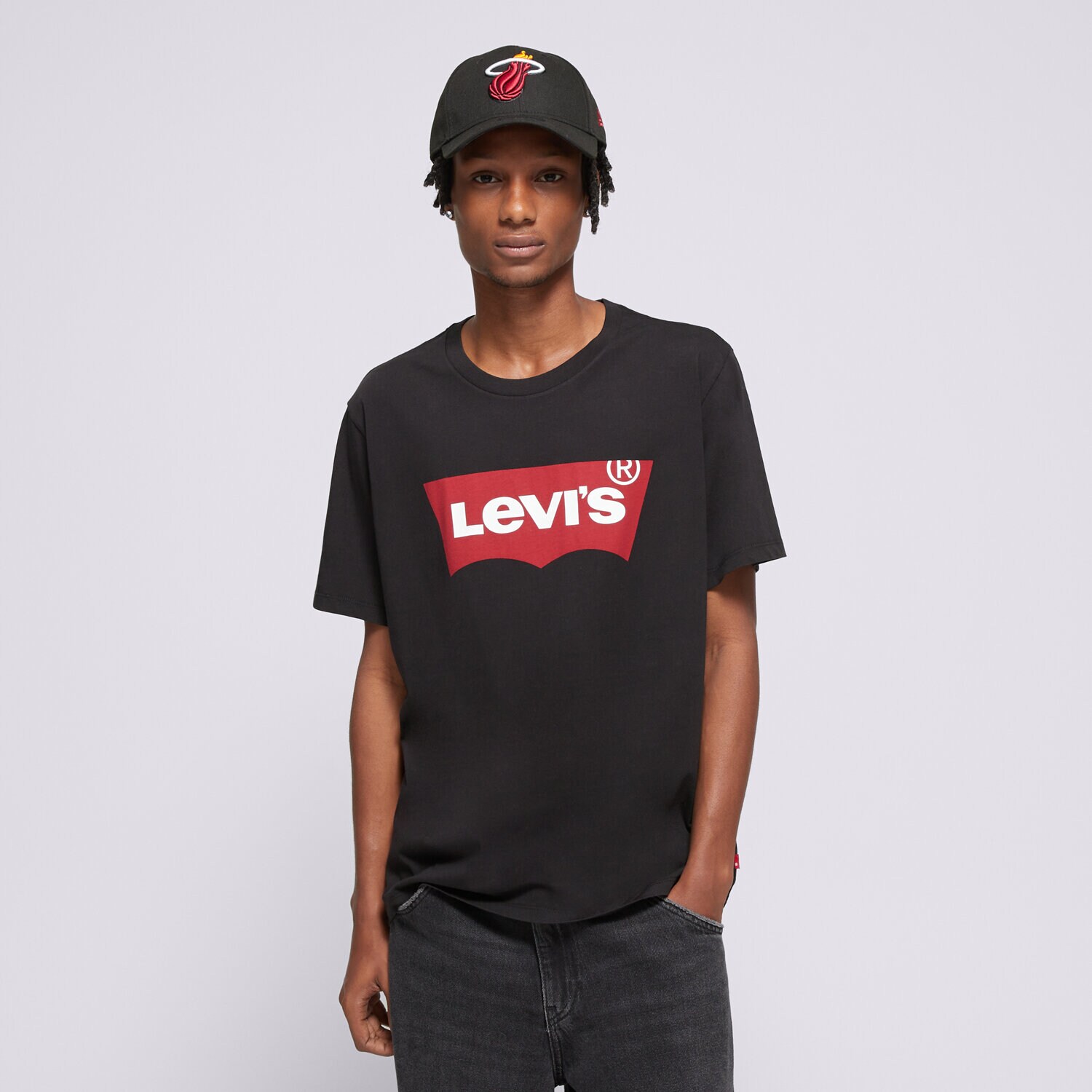 Bărbați tricou LEVI'S TRICOU GRAPHIC SET IN NECK 17783-0137 Negru