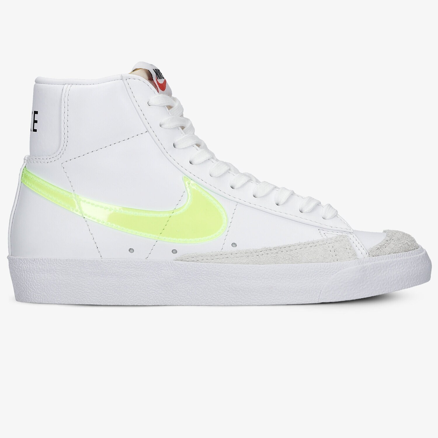 Femei pantofi sport NIKE W BLAZER MID '77 ESS DJ3050-100 Alb