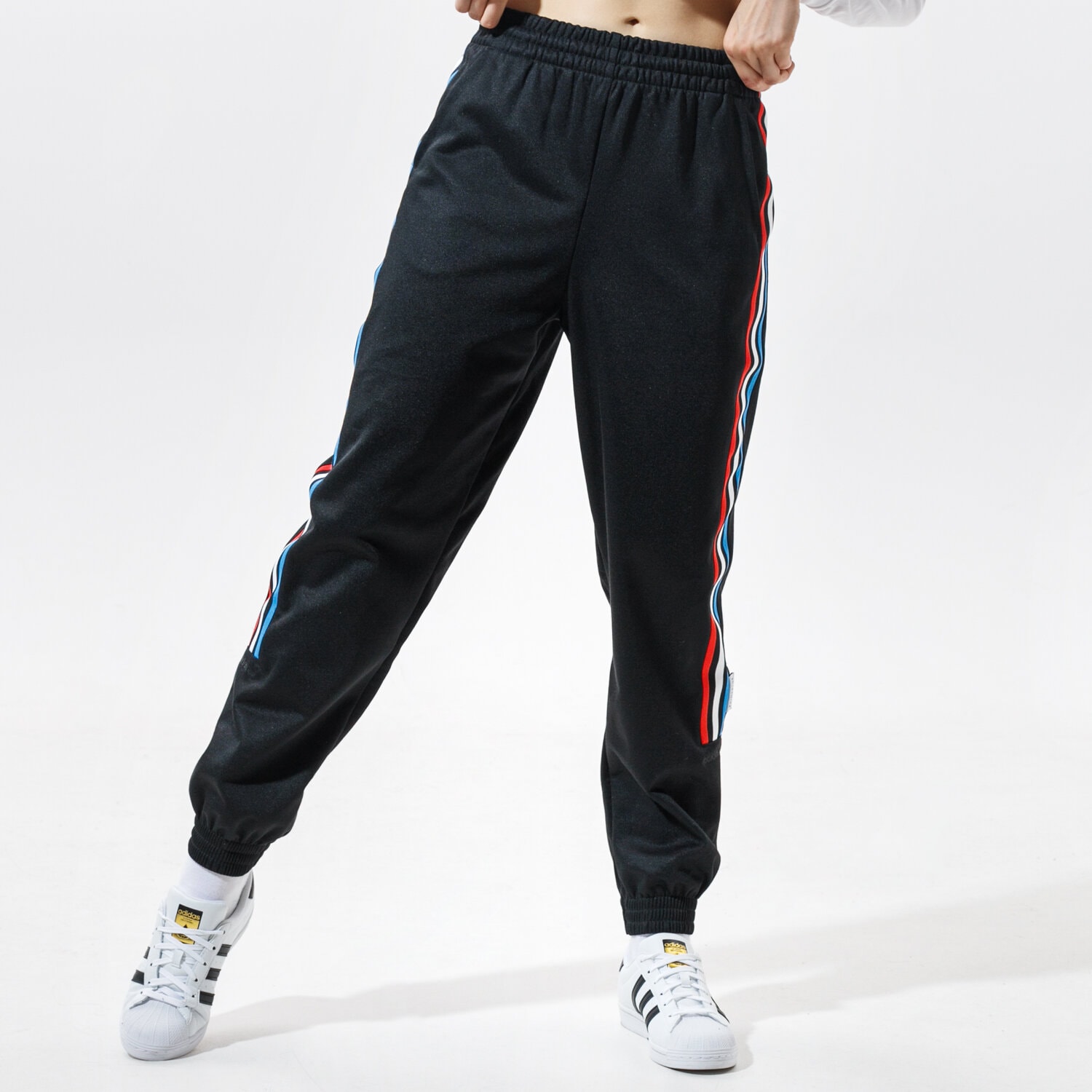 Femei pantaloni ADIDAS PANTALONI  TRACKPANT PB GN2951 Negru