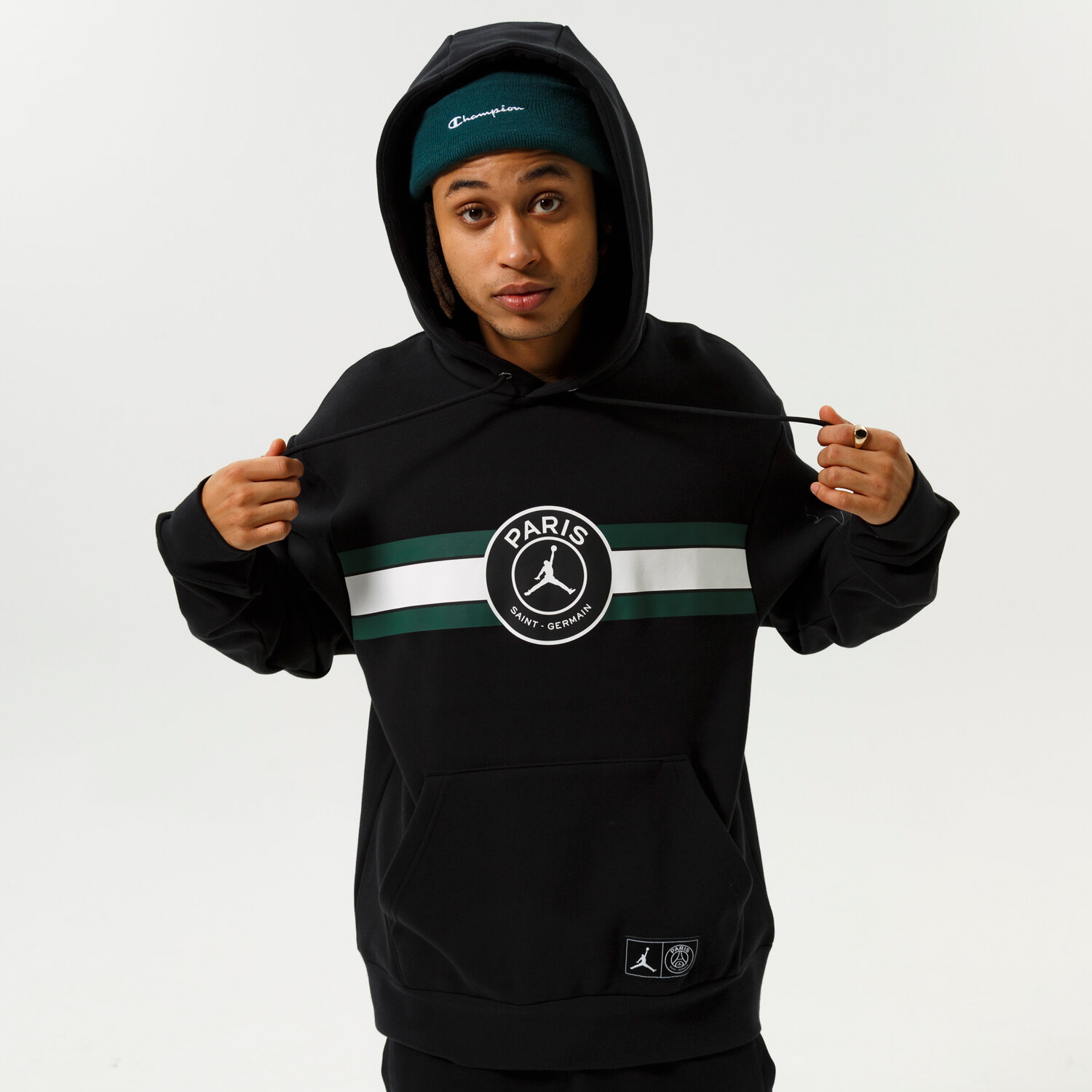 Bărbați bluză JORDAN BLUZĂ CU GLUGĂ M J PSG FLEECE PO DJ3928-010 Negru