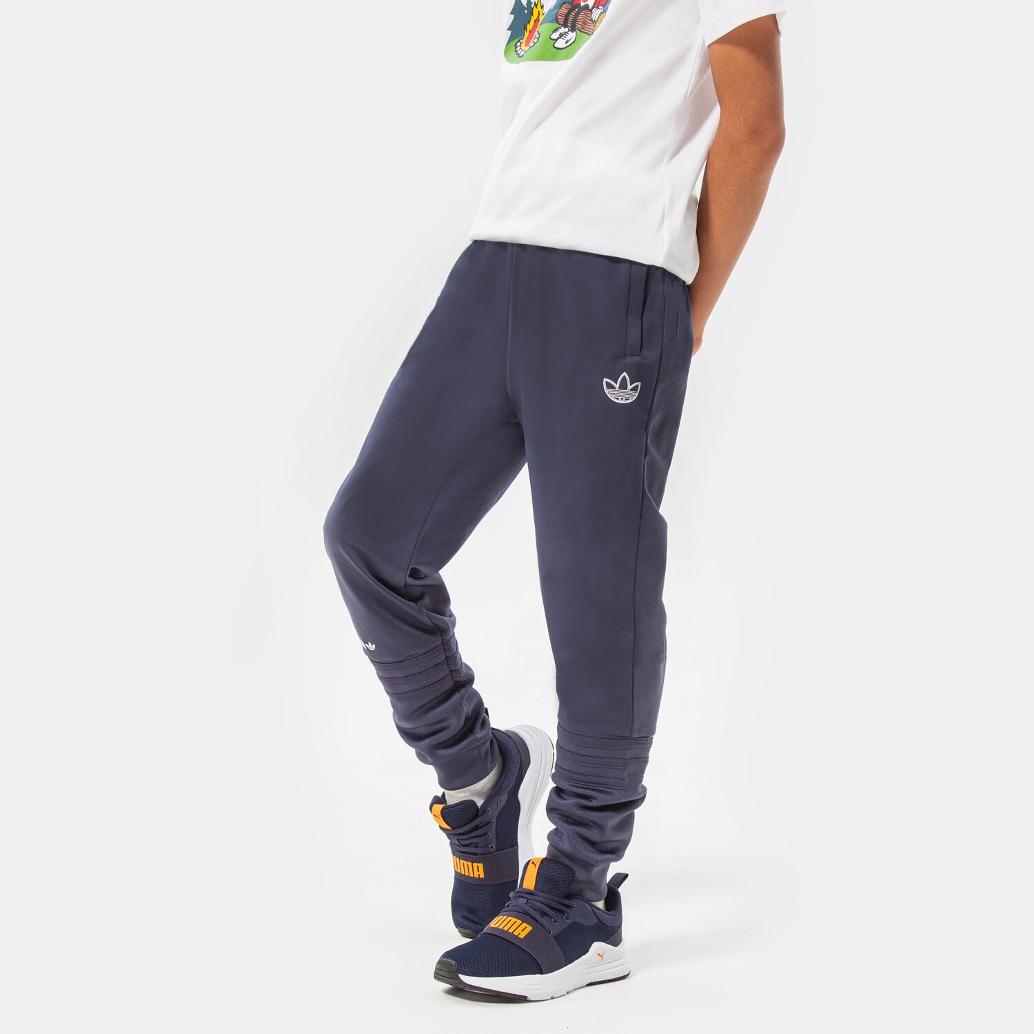 Pantaloni pentru copii ADIDAS PANTALONI  TRACK PANTS BOY HE2082 Bleumarin