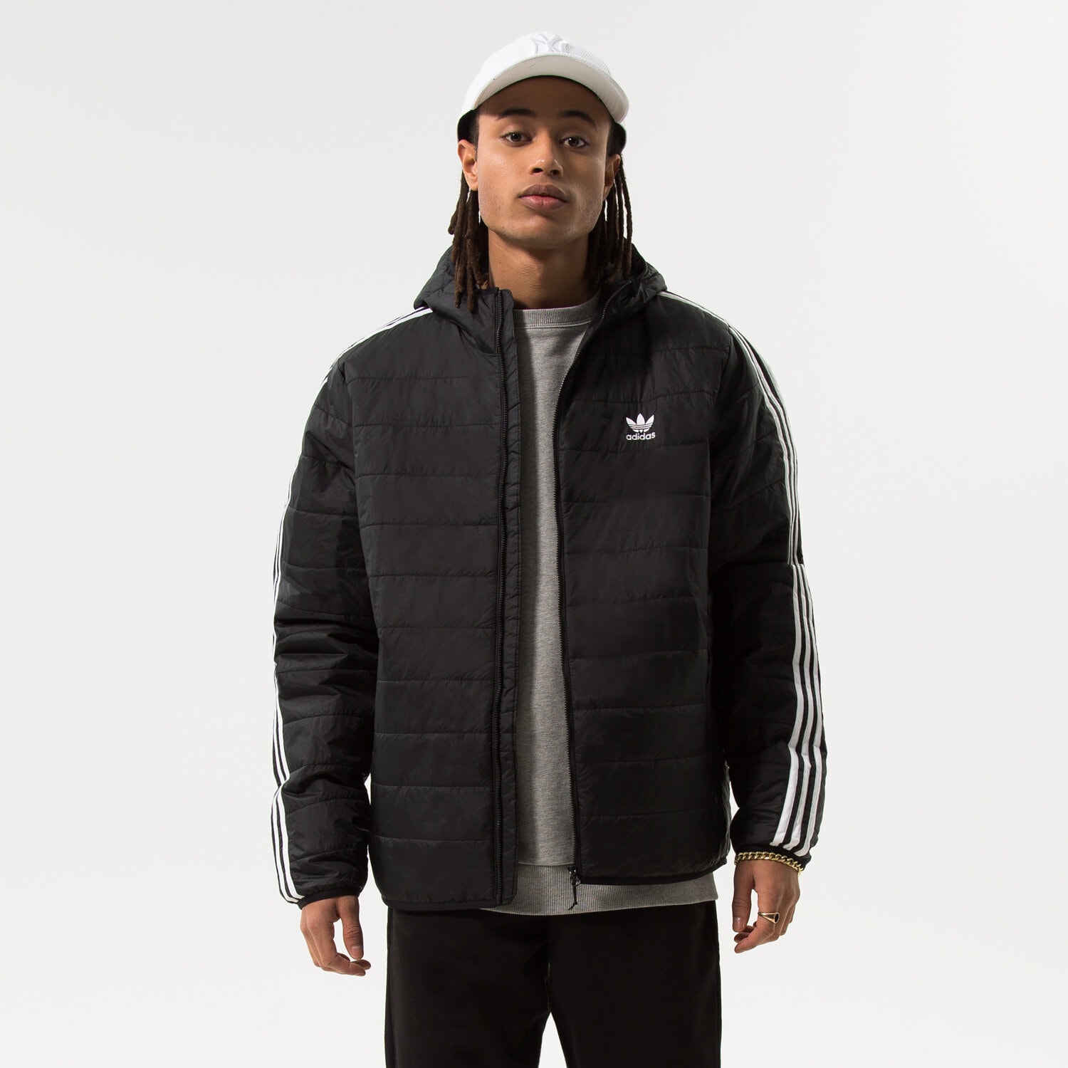 Bărbați eacă de iarnă ADIDAS JACHETĂ DE IARNĂ PAD HOODED PUFF HL9211 Negru
