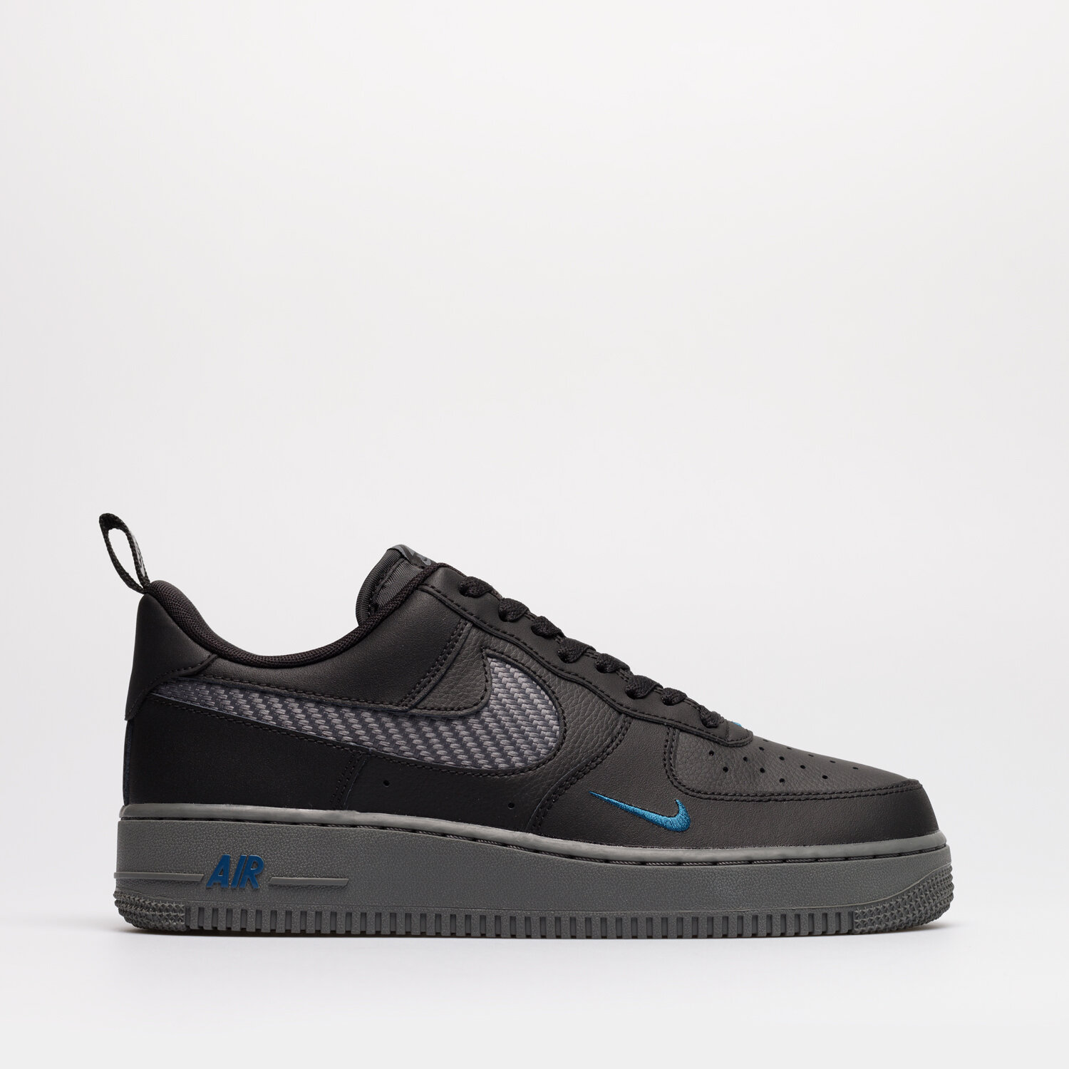 Barbați pantofi sport NIKE AIR FORCE 1 '07 LV8 J22  DR0155002 Gri
