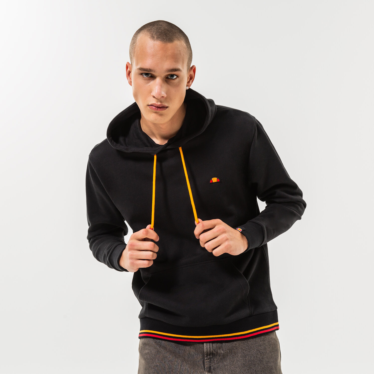 Bărbați bluză ELLESSE BLUZĂ CU GLUGĂ KODA OH HOODY BLK SHP16446011 Negru