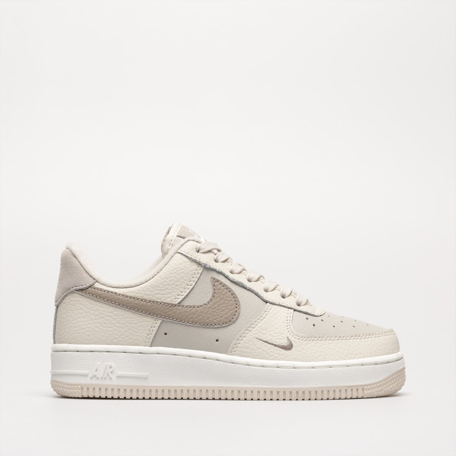 Femei pantofi sport NIKE W AIR FORCE 1 LO '07 JDHO  FB8483-100 Bej
