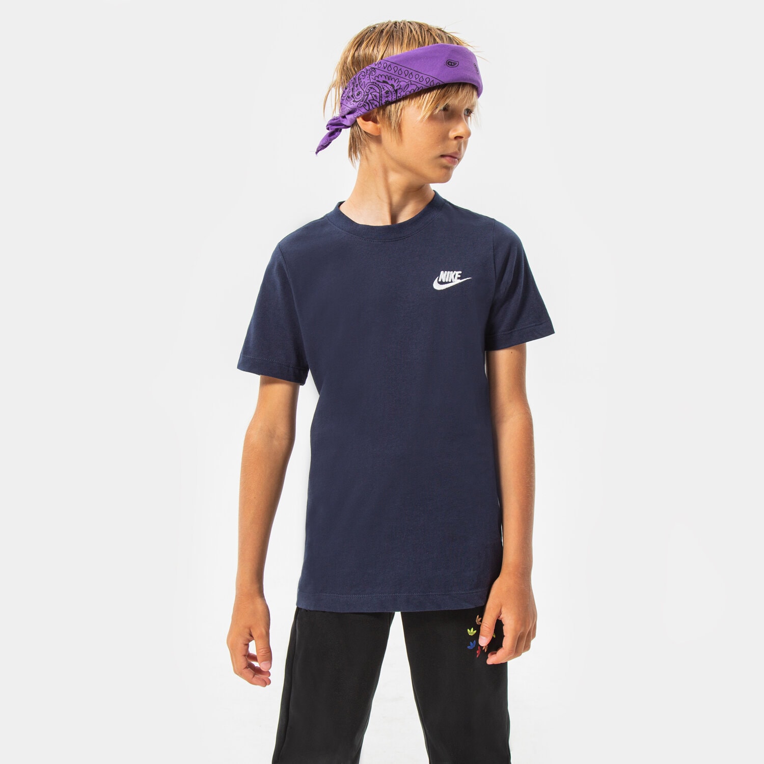 Copii tricou NIKE SMALL LOGO TRICOU JUNIOR BOY AR5254-451 Bleumarin