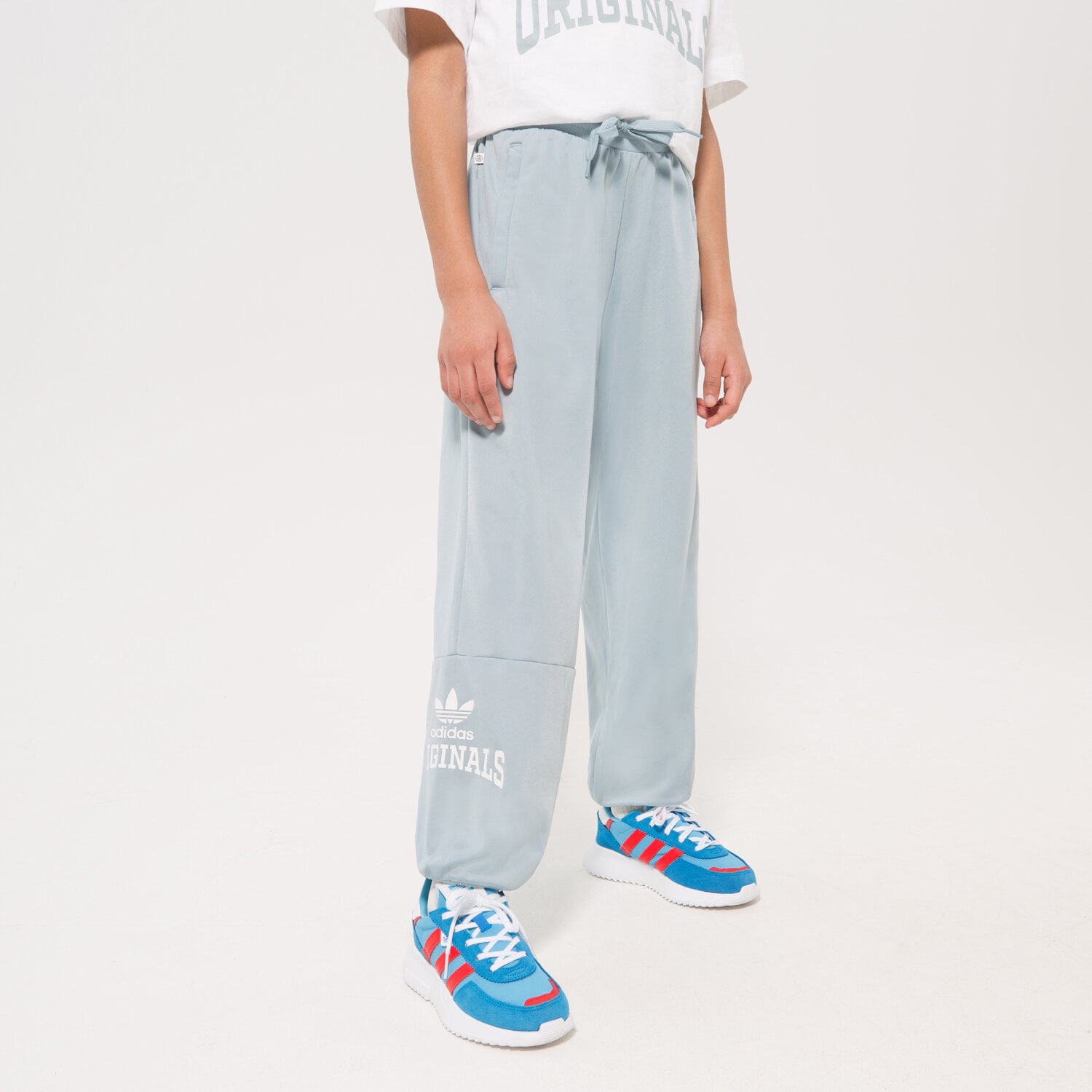 Pantaloni pentru copii ADIDAS PANTALONI  TRACK PANTS GIRL HL6883 Albastru
