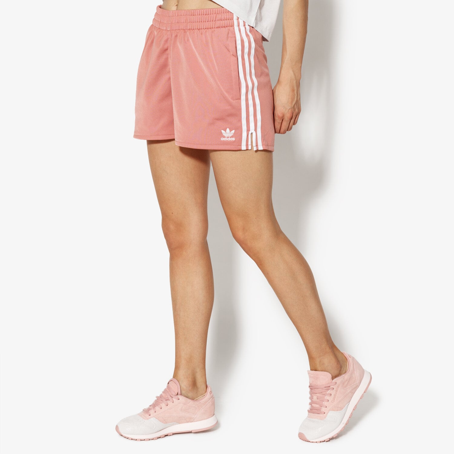 Femei pantaloni scurți ADIDAS PANTALONI SCURȚI 3 STR SHORT CY4765 Roz