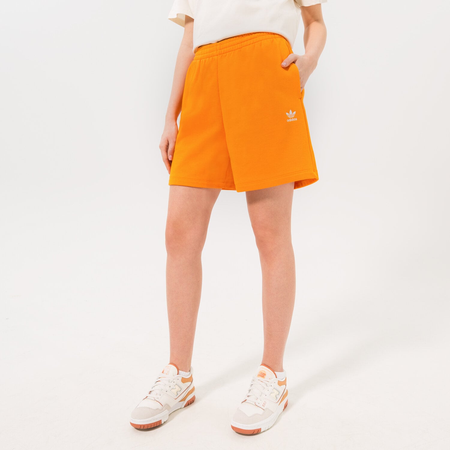 Femei pantaloni scurți ADIDAS PANTALONI SCURȚI HC0627 HC0627 Portocaliu