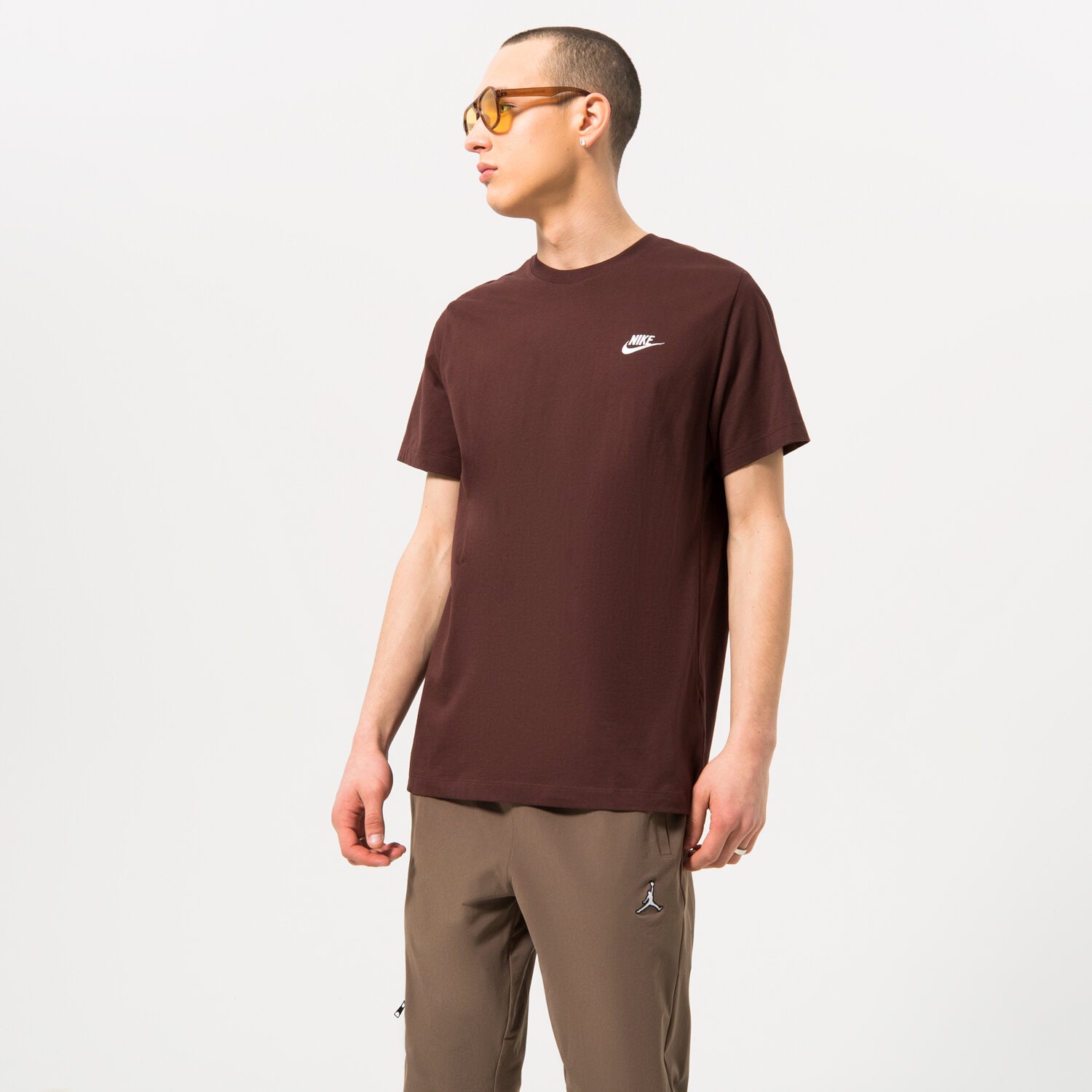 Bărbați tricou NIKE TRICOU SPORTSWEAR CLUB AR4997-227 Maro