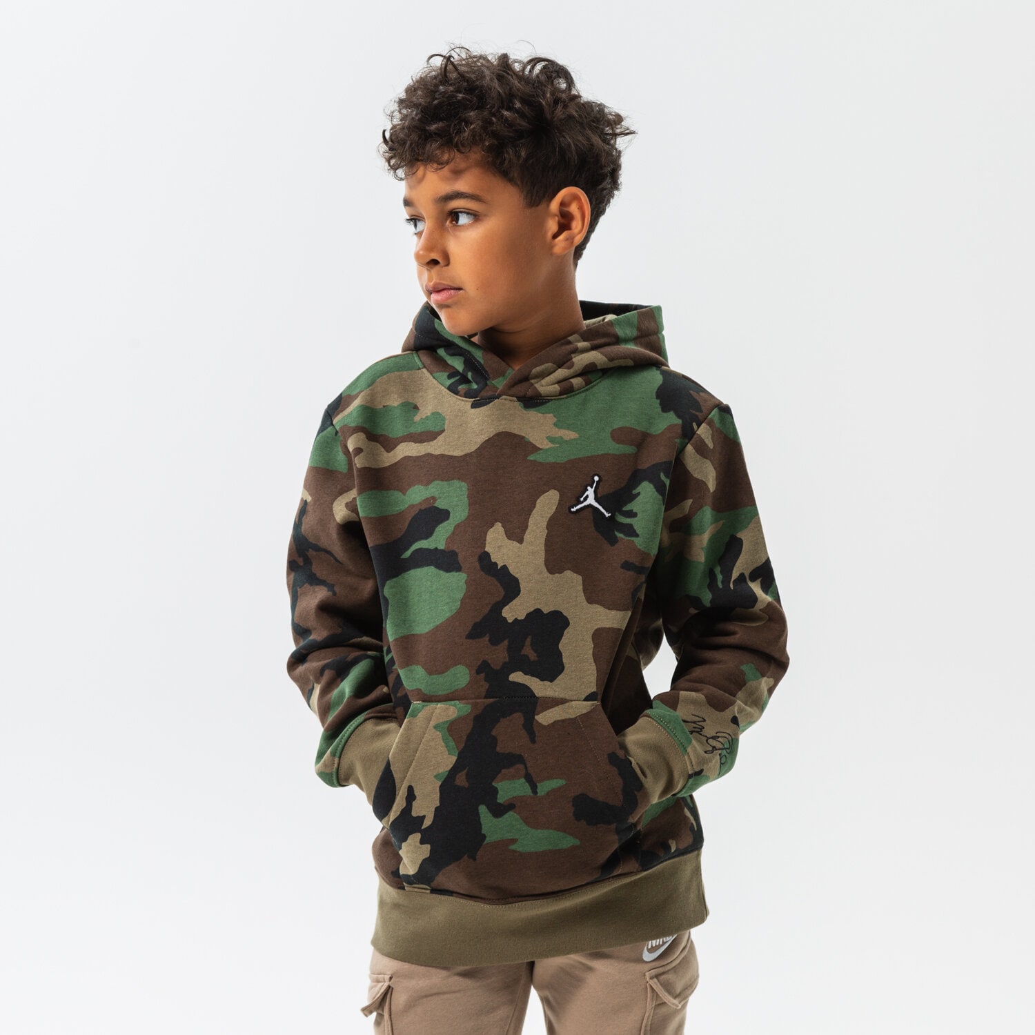 Copii bluză JORDAN BLUZĂ CU GLUGĂ ESSENTIALS CAMO PO BOY 95A717-E4F Kaki