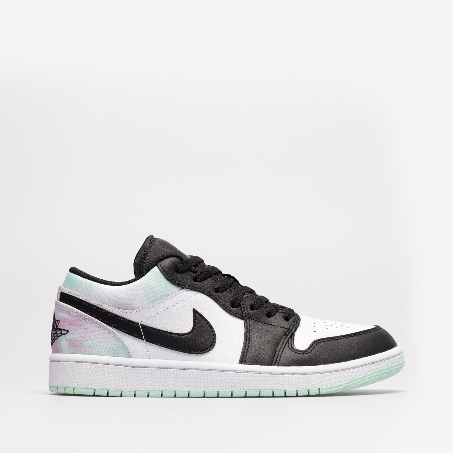 Barbați pantofi sport AIR JORDAN 1 LOW SE DM1199-100 Alb