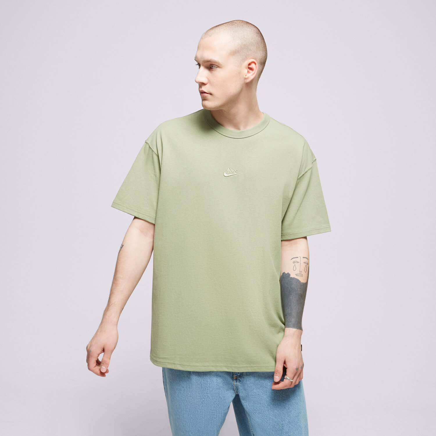 Bărbați tricou NIKE TRICOU M NSW PREM ESSNTL SUST TEE DO7392-386 Verde