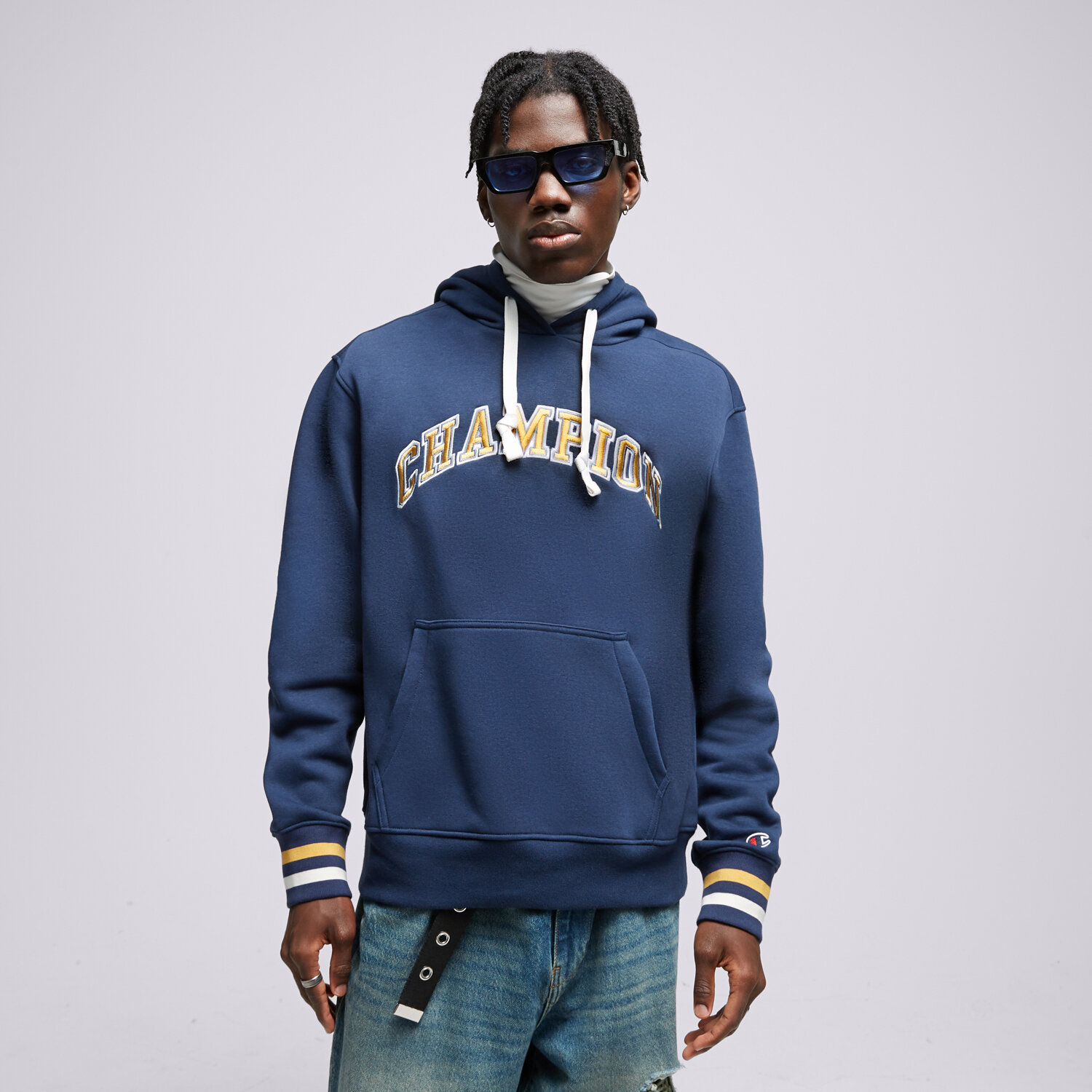 Bărbați bluză CHAMPION BLUZĂ HANORAC HOODED SWEATSHIRT 219174BS561 Bleumarin