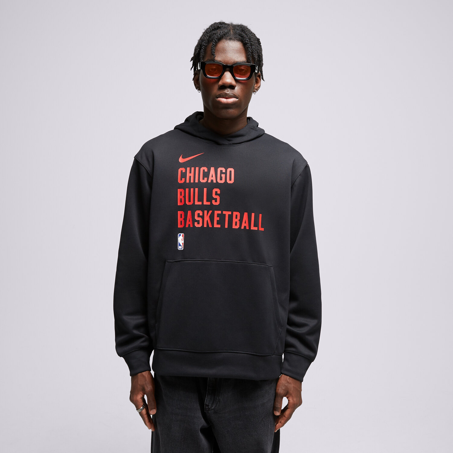 Bărbați bluză NIKE BLUZĂ CU GLUGĂ CHI MNK DF SPTLIGHT PO HDY NBA FB3683-010 Negru