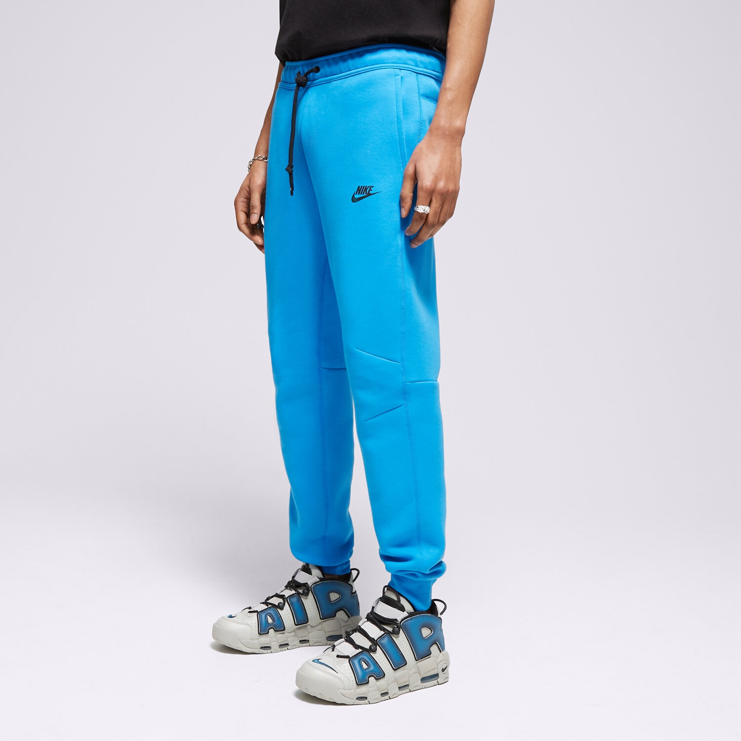Bărbați pantaloni NIKE PANTALONI  M NK TCH FLC JGGR TECH FB8002-435 Albastru