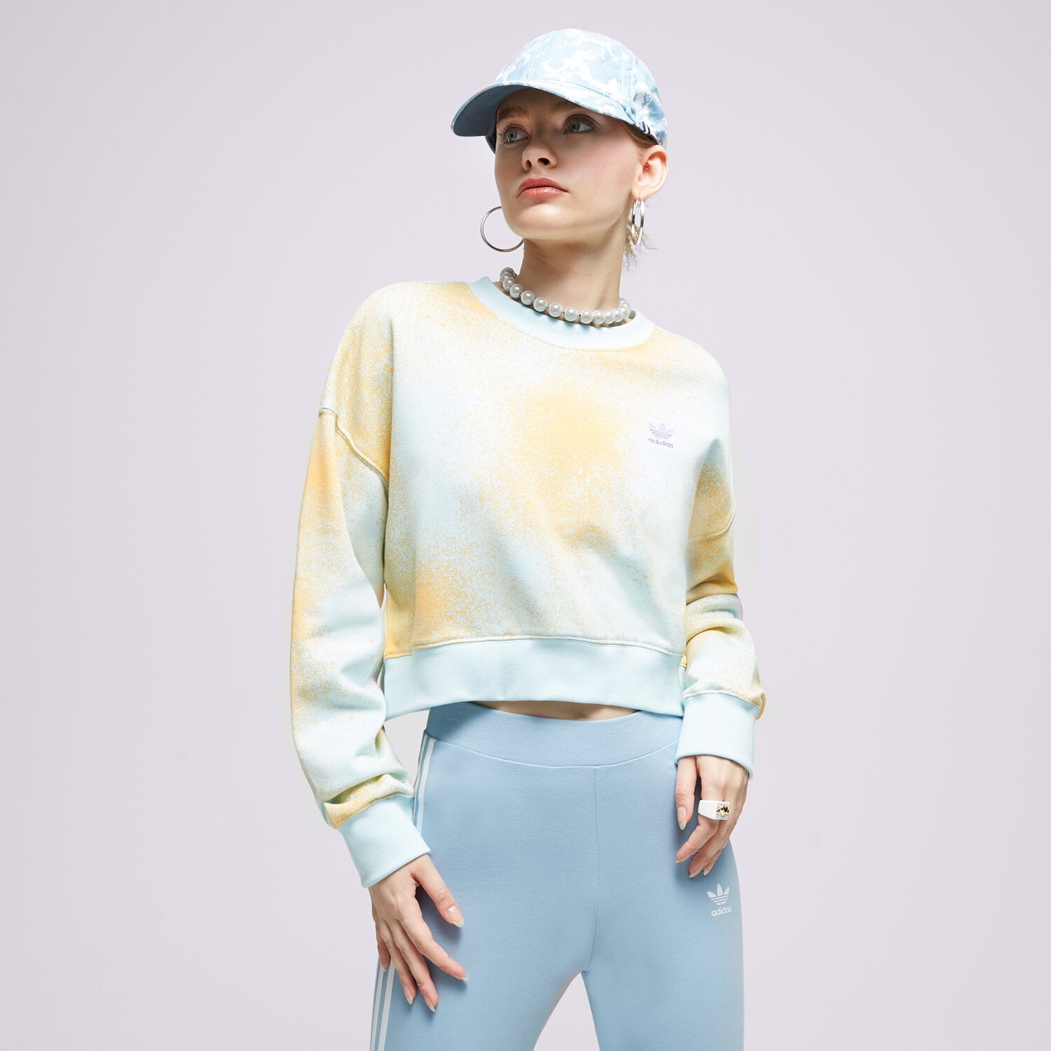 Femei bluză ADIDAS BLUZĂ AOP SWEATER HL6600 Mulicolor