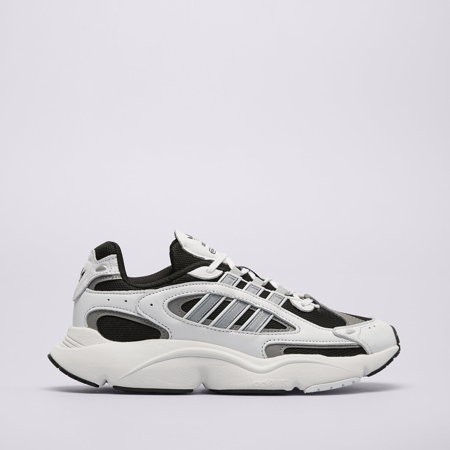 Barbați pantofi sport ADIDAS OZMILLEN ID5704 Alb