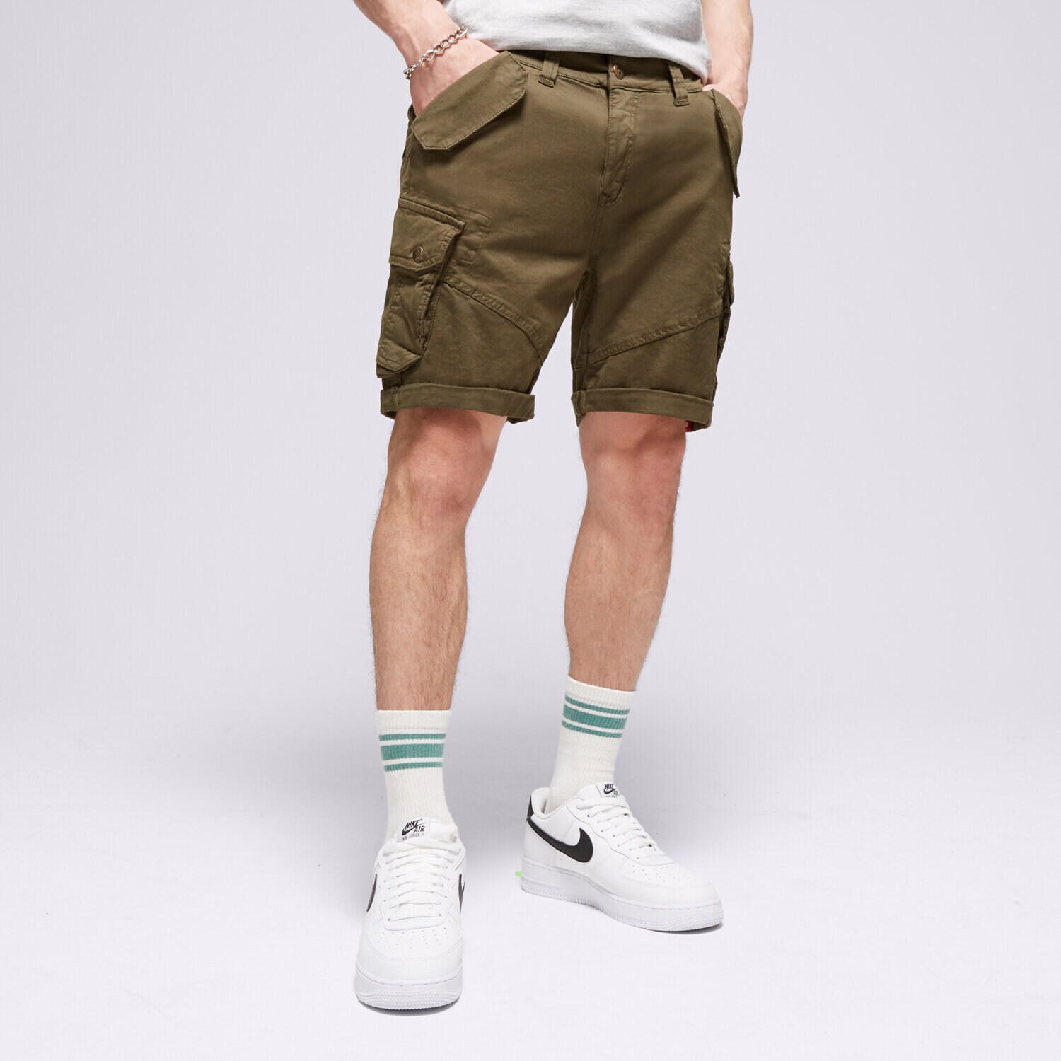 Femei pantaloni scurți ALPHA INDUSTRIES PANTALONI SCURȚI COMBAT SHORT 116210142 Kaki