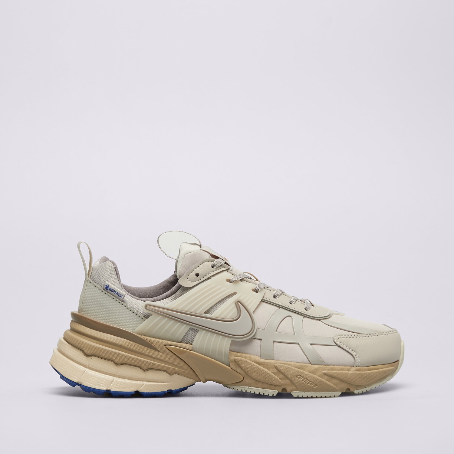 Femei pantofi sport NIKE V2K RUN GTX FZ2622-002 Bej