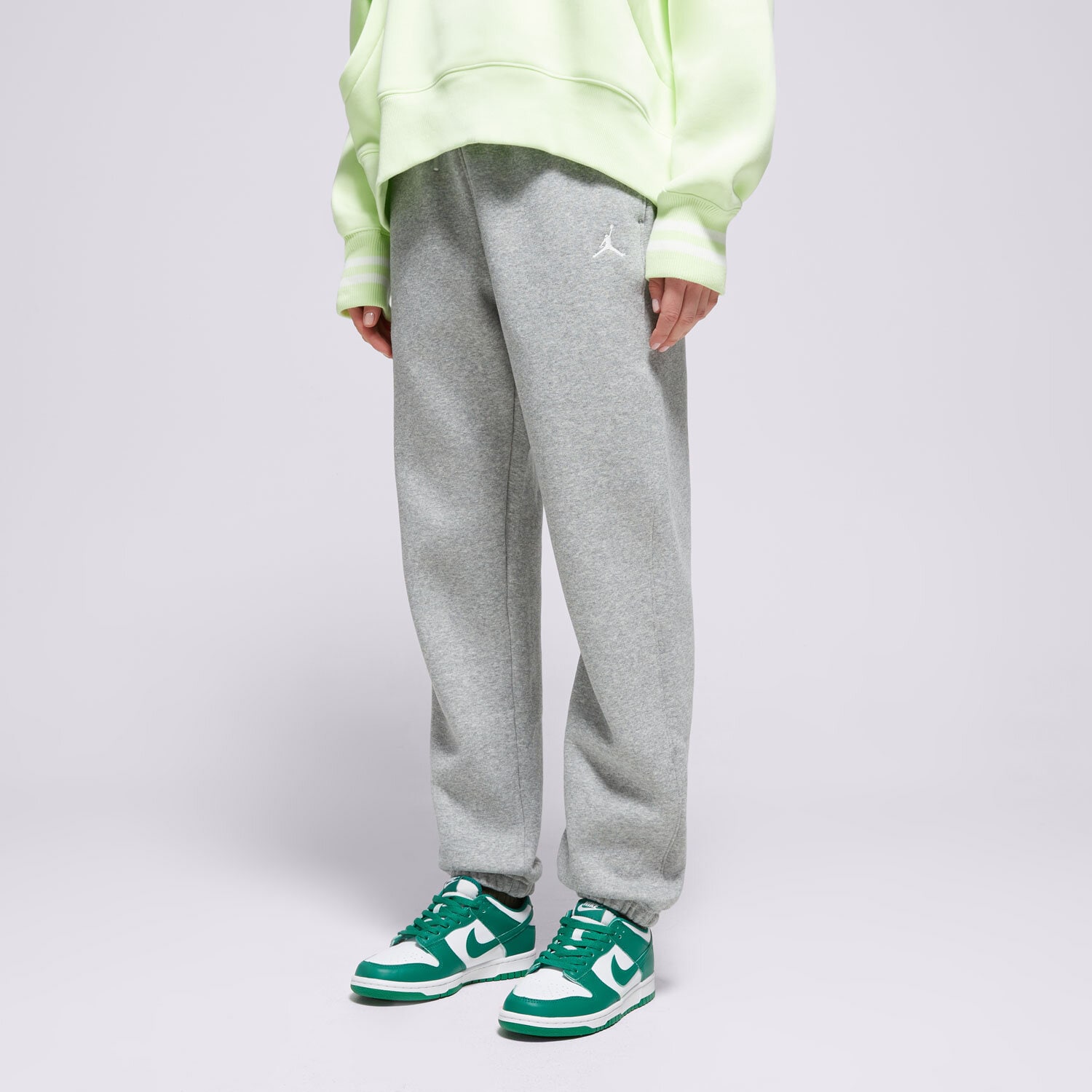 Femei pantaloni JORDAN PANTALONI  BRKLN FLC PANT 24 FV7077-063 Gri