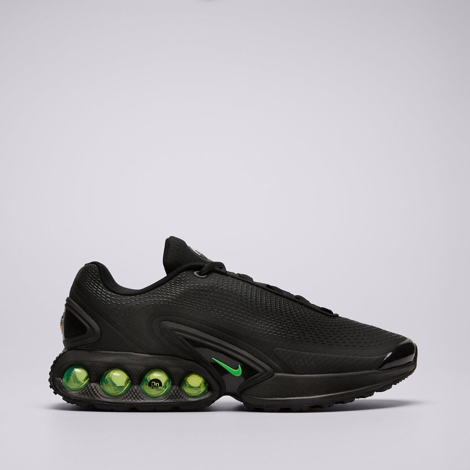 Barbați pantofi sport NIKE AIR MAX DN DV3337-021 Negru