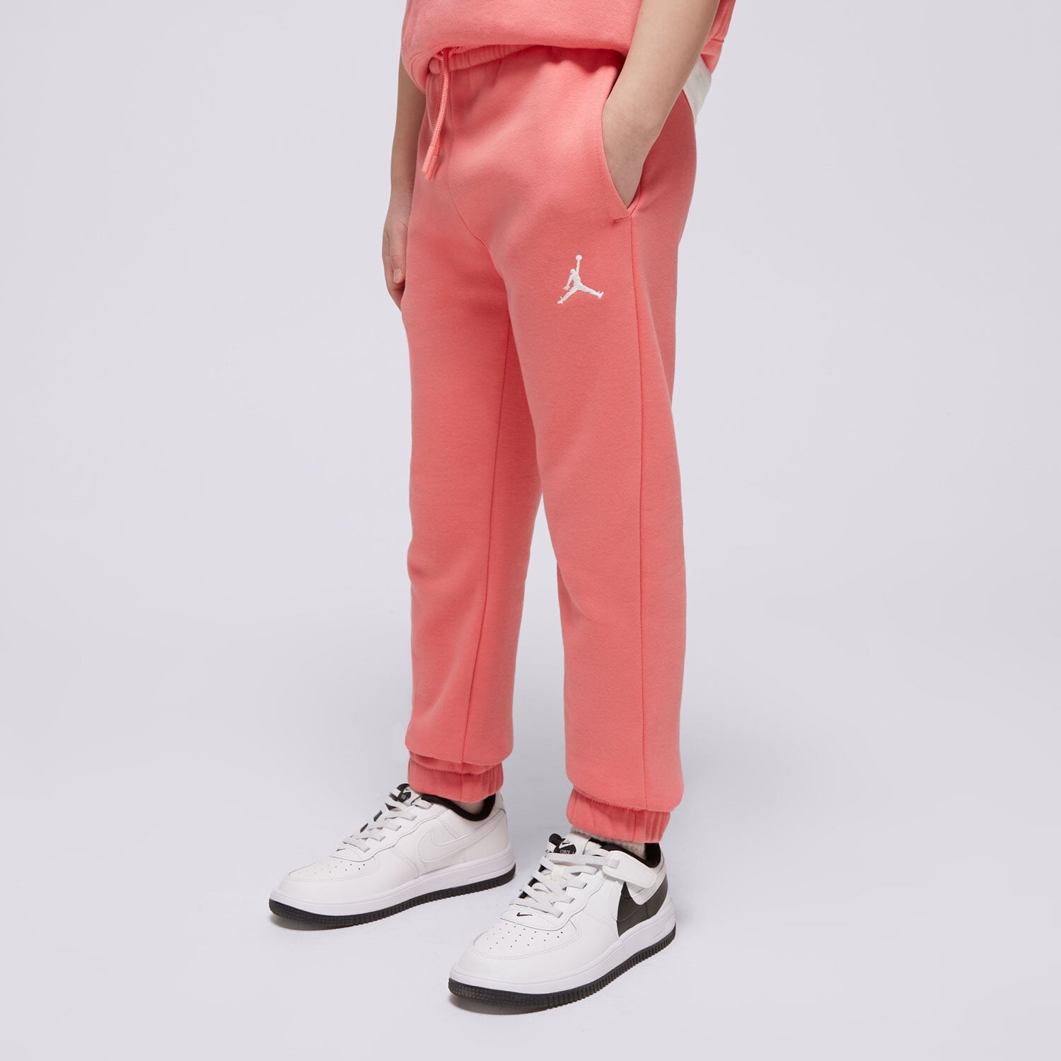 Pantaloni pentru copii JORDAN PANTALONI  JDG BROOKLYN ESSENTIALS PANT GIRL 4BD295-A0Y Roz