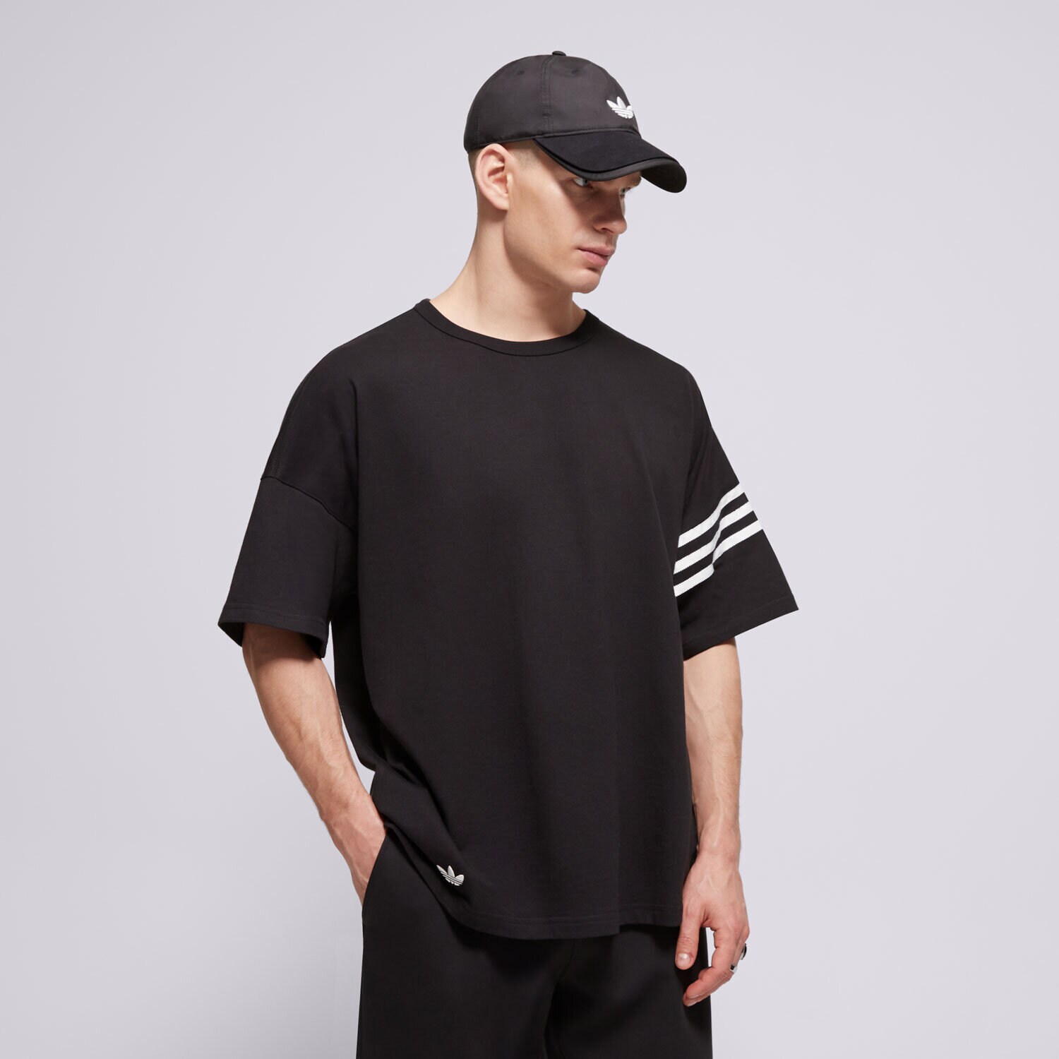 Bărbați tricou ADIDAS TRICOU NEU C TEE JC9935 Negru