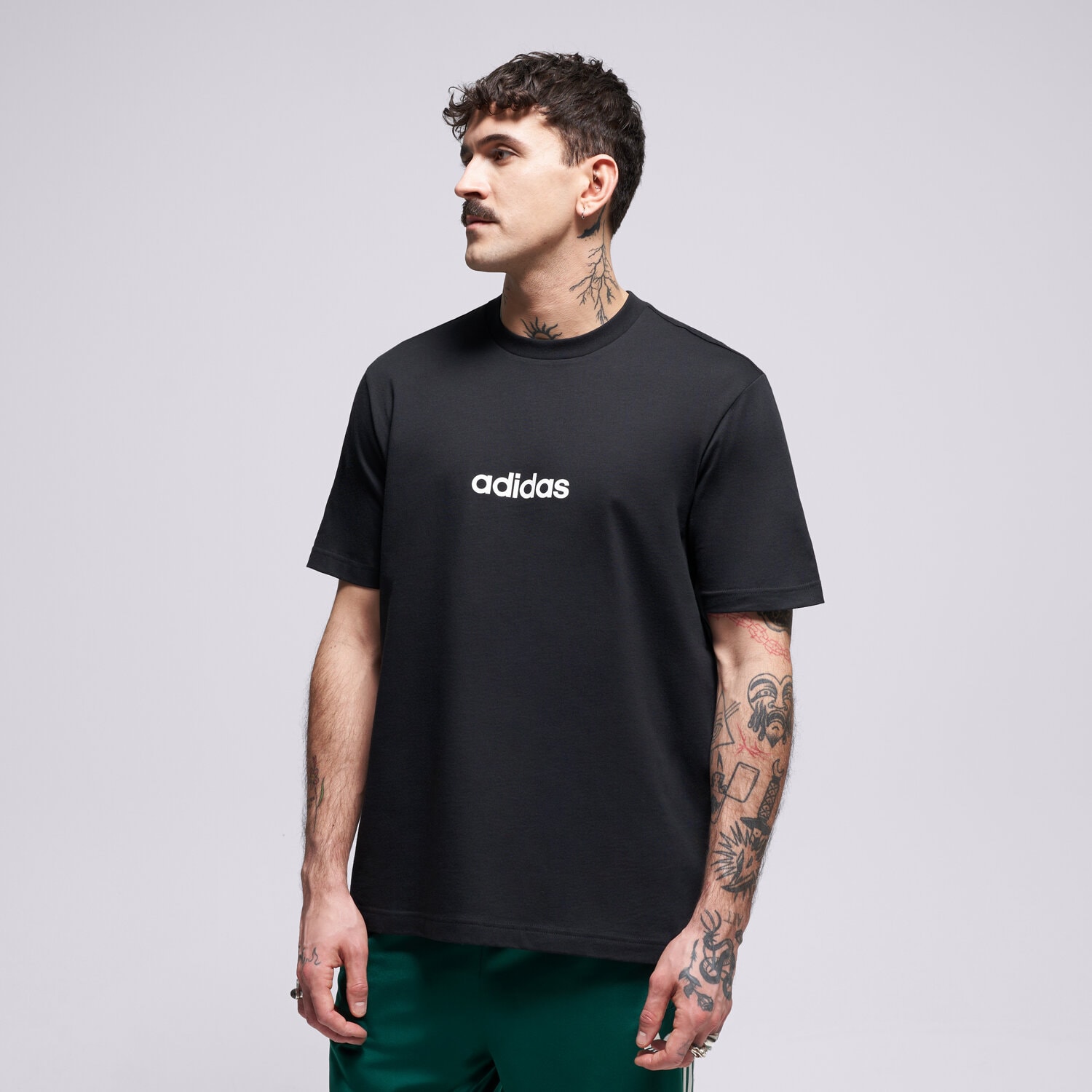 Bărbați tricou ADIDAS TRICOU M LIN SJ T JE8993 Negru