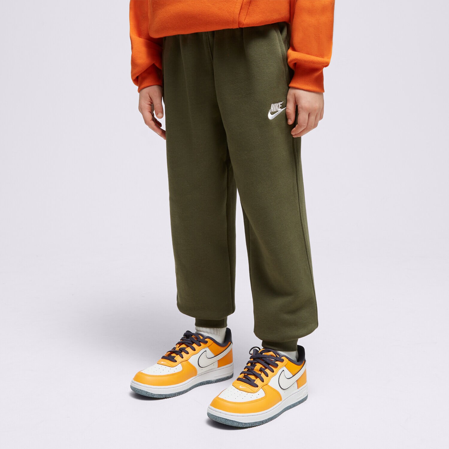 Pantaloni pentru copii NIKE PANTALONI  K NSW CLUB FLC JGGR LBR BOY FD3008-325 Kaki