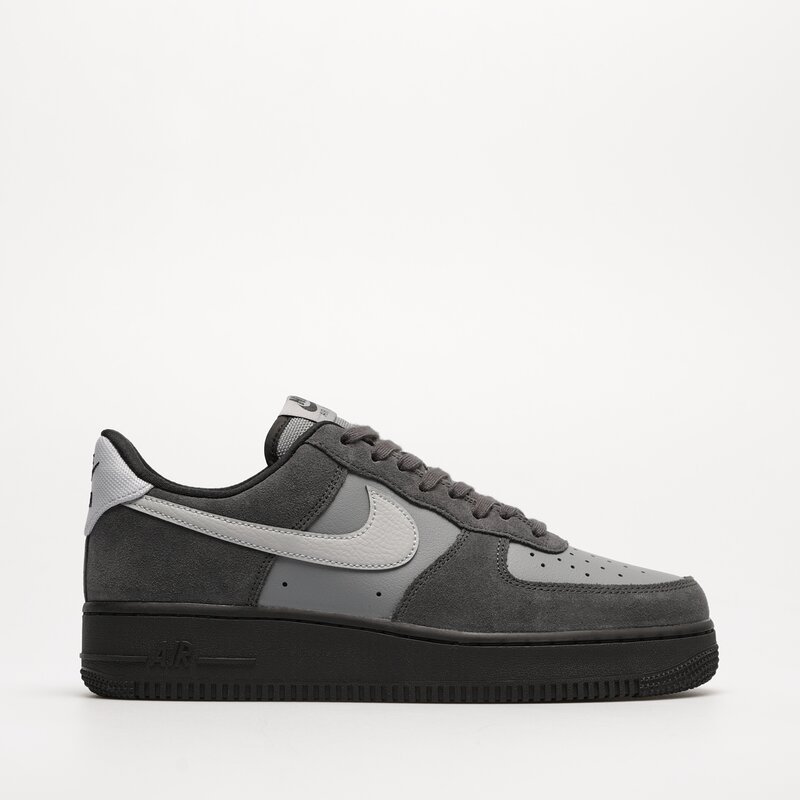 Air force sales one noir lv8