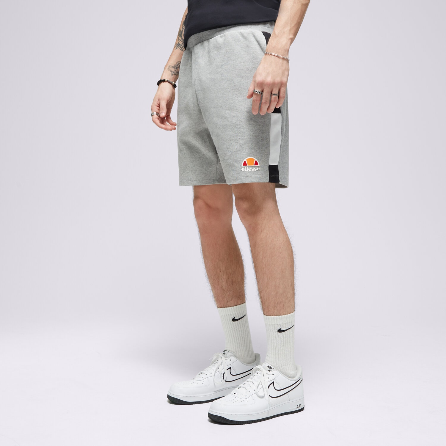 Femei pantaloni scurți ELLESSE PANTALONI SCURȚI FARNIA SHORT GREY MRL SXR17845112 Gri