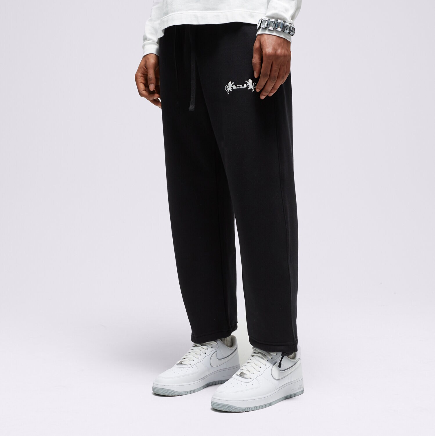 Bărbați pantaloni NIKE PANTALONI  LJ M NK OPEN HEM BRSH FLC PNT NBA FB7127-010 Negru