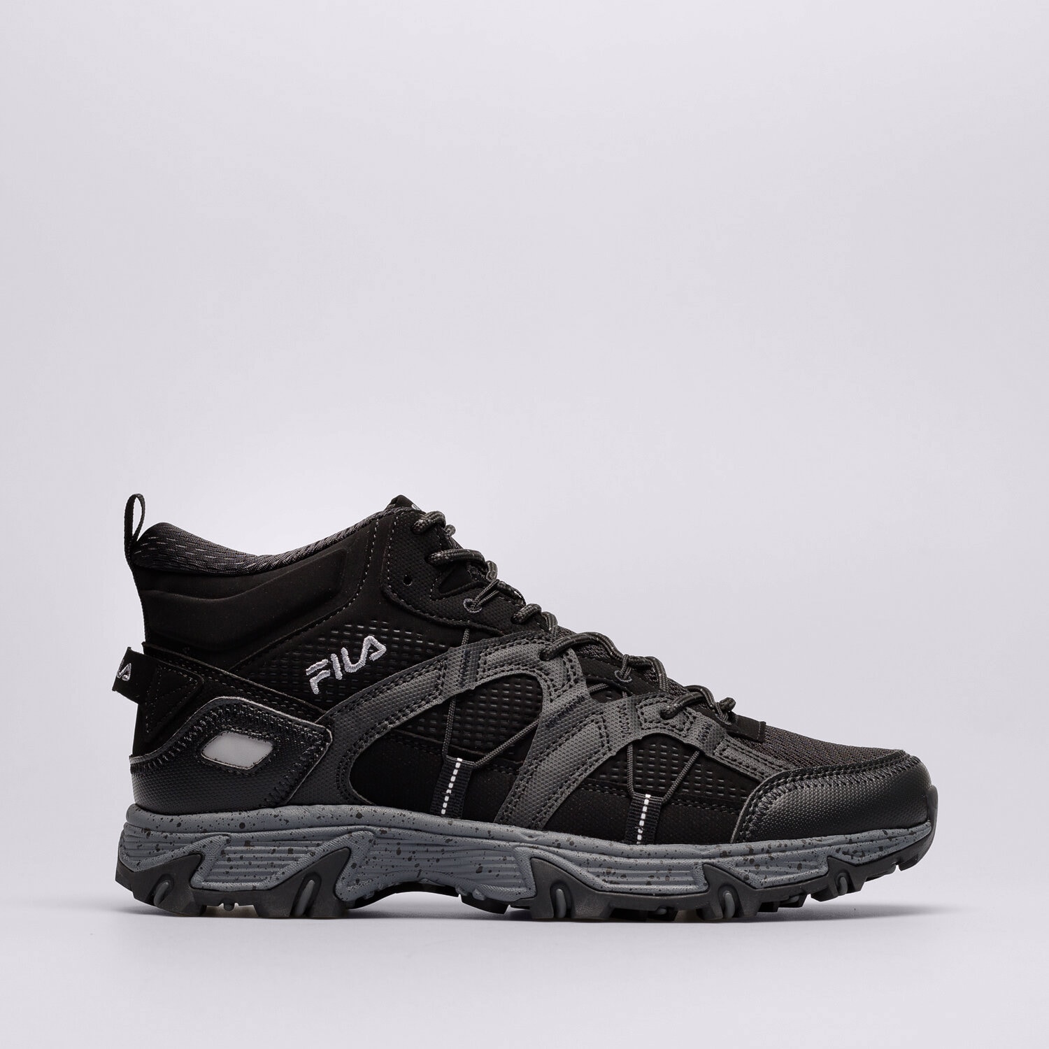 Bărbați încălțăminte de iarnă FILA GRAND TIER MID 1JM01717-002 Negru