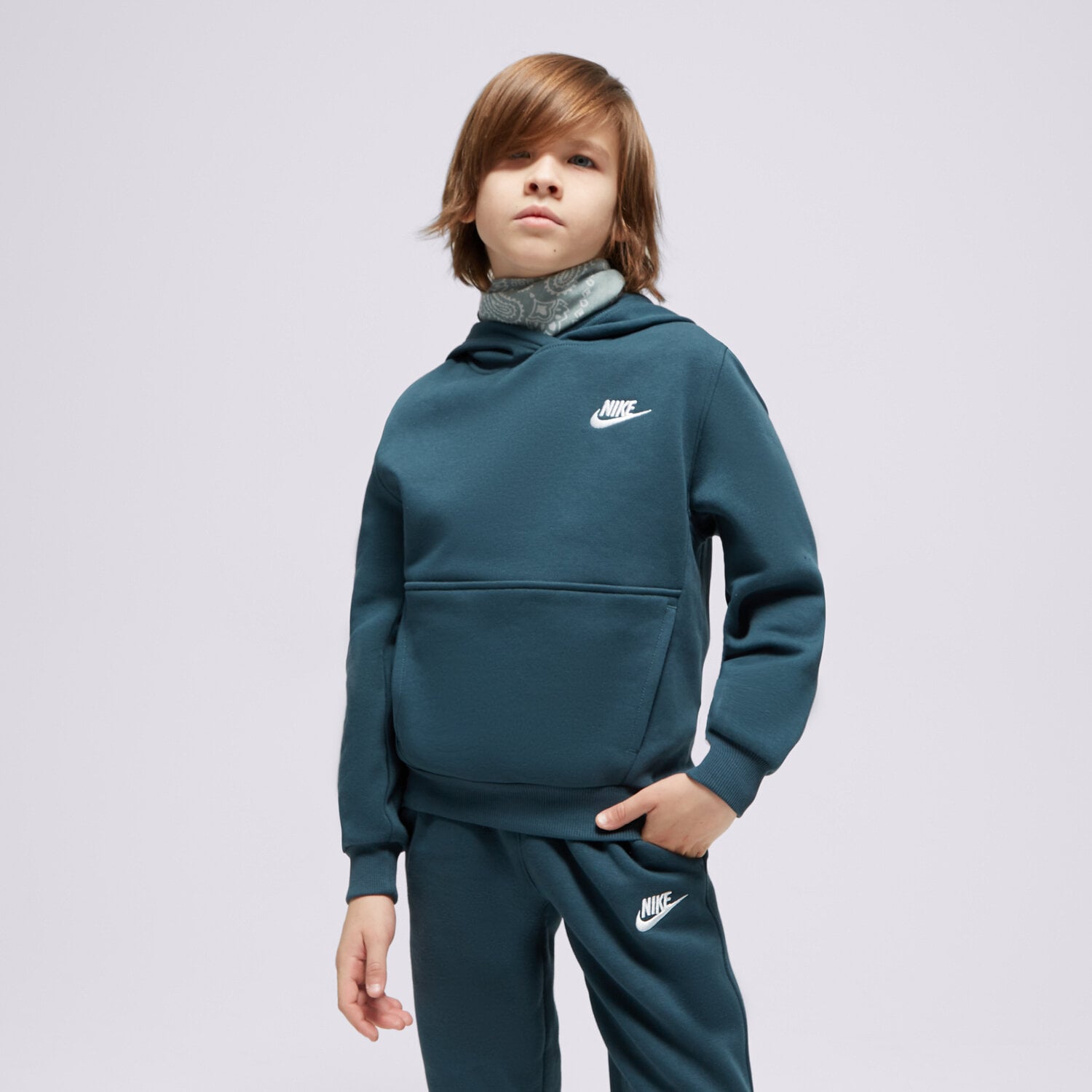 Copii bluză NIKE BLUZĂ CU GLUGĂ K NSW CLUB FLC HDY LBR BOY FD3000-328 Verde