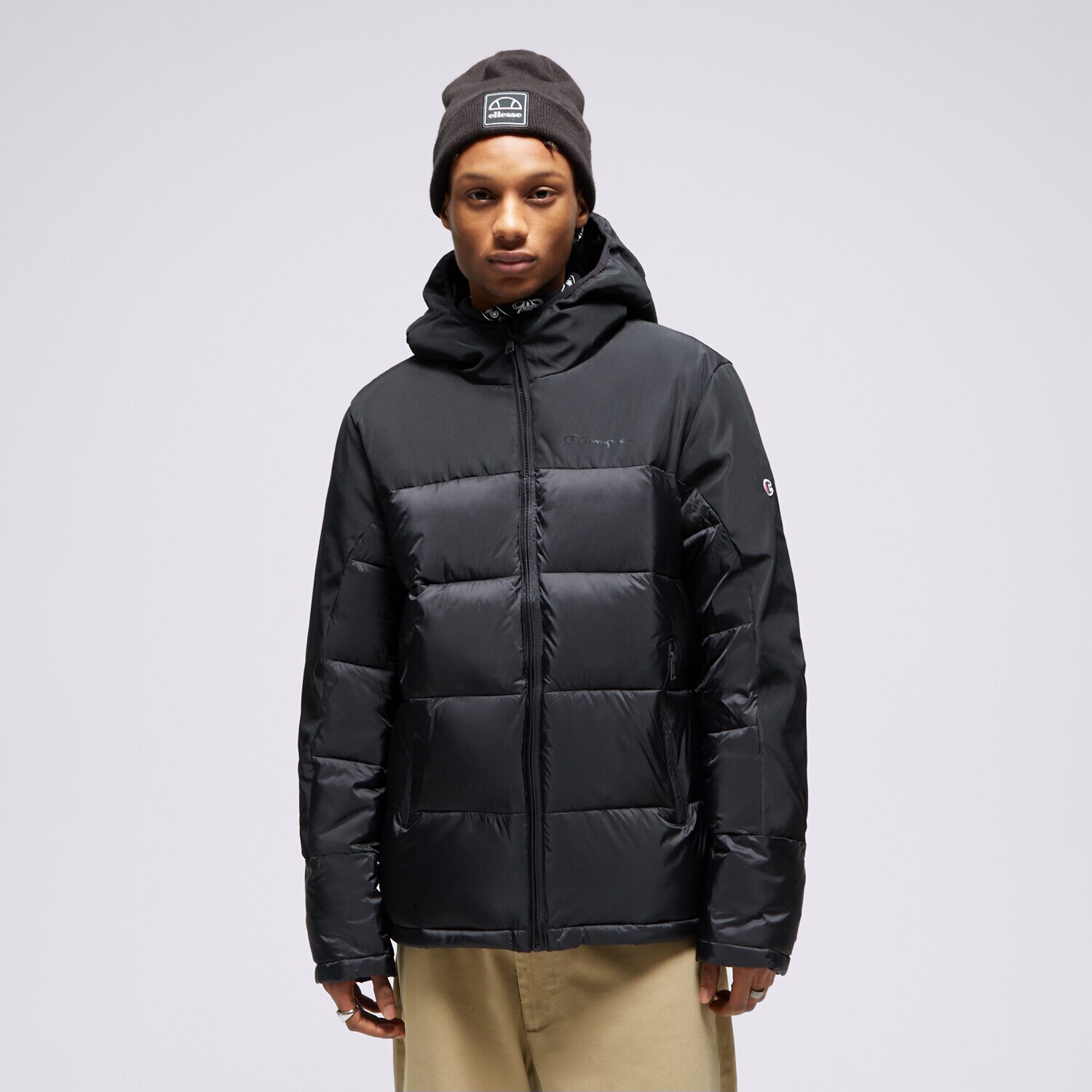 Bărbați eacă de iarnă CHAMPION JACHETĂ CU PUF HOODED JACKET 219190KK001 Negru