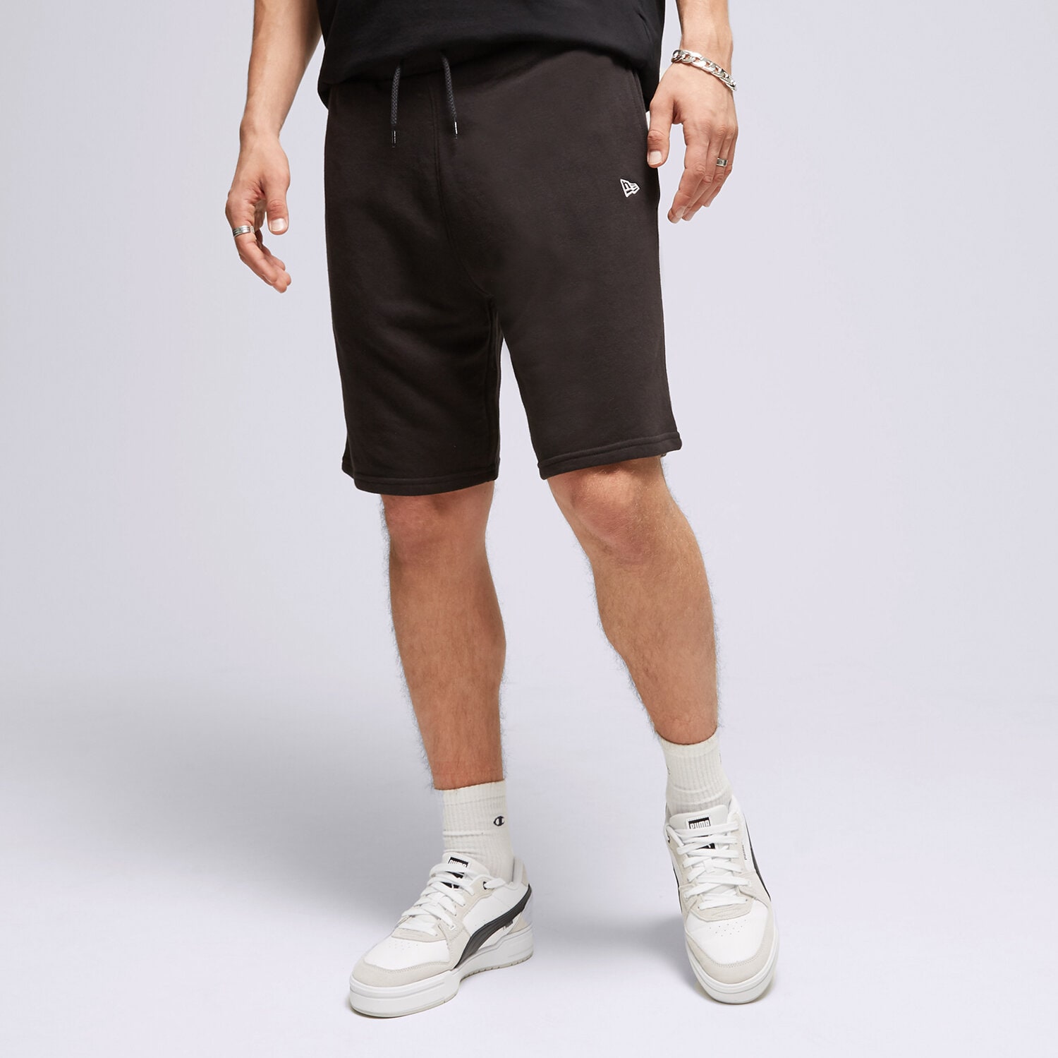 Femei pantaloni scurți NEW ERA PANTALONI SCURȚI NE ESSENTIAL NEW ERA 12893072 Negru