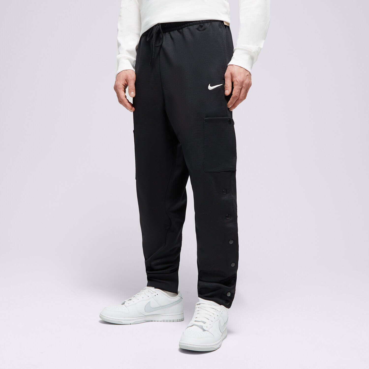Bărbați pantaloni NIKE PANTALONI  M NK TF CARGO SSNL NBA FB7109-010 Negru