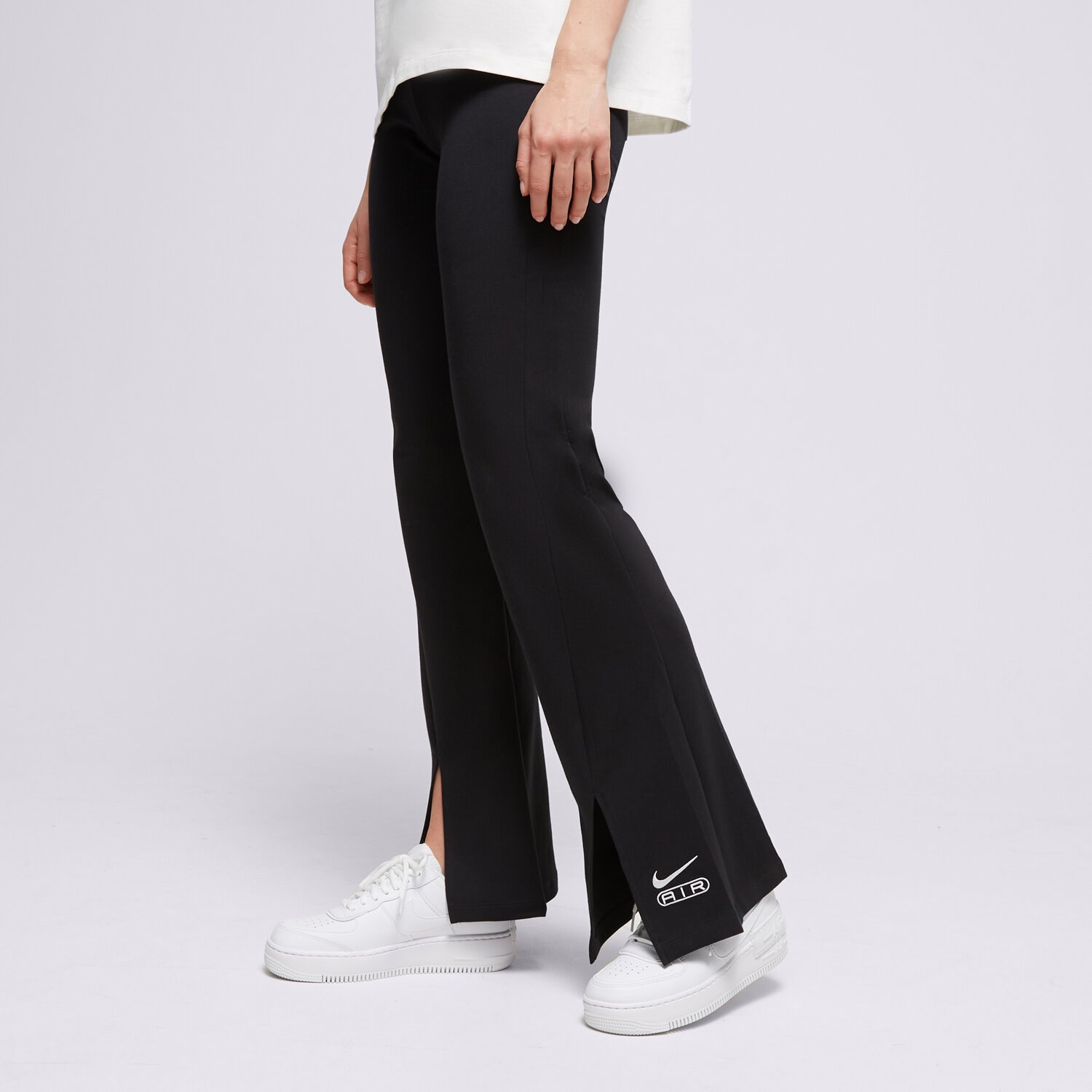 Femei pantaloni NIKE PANTALONI  W NSW AIR HR TIGHT FN1891-010 Negru