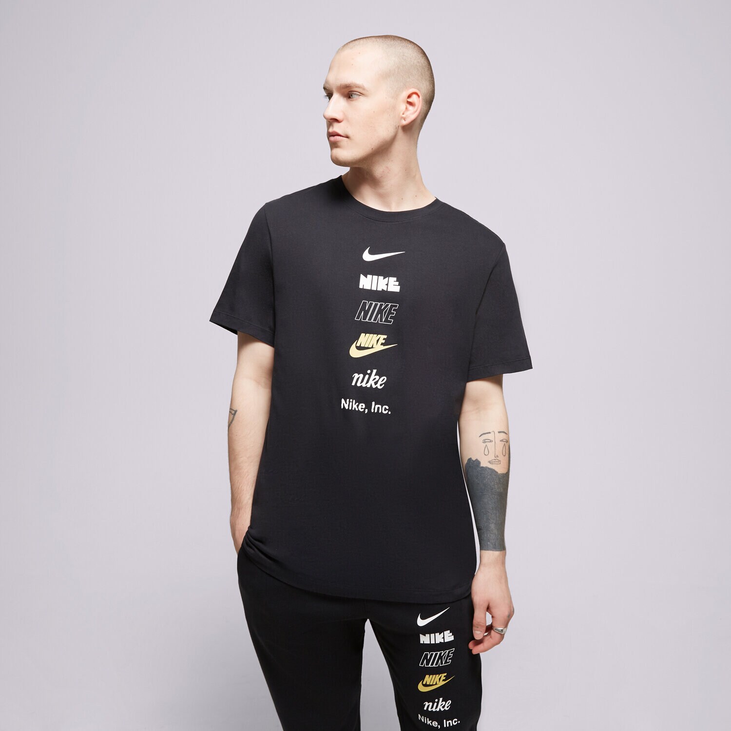 Bărbați tricou NIKE TRICOU M NSW TEE CLUB+ HDY PK4 DZ2875-010 Negru
