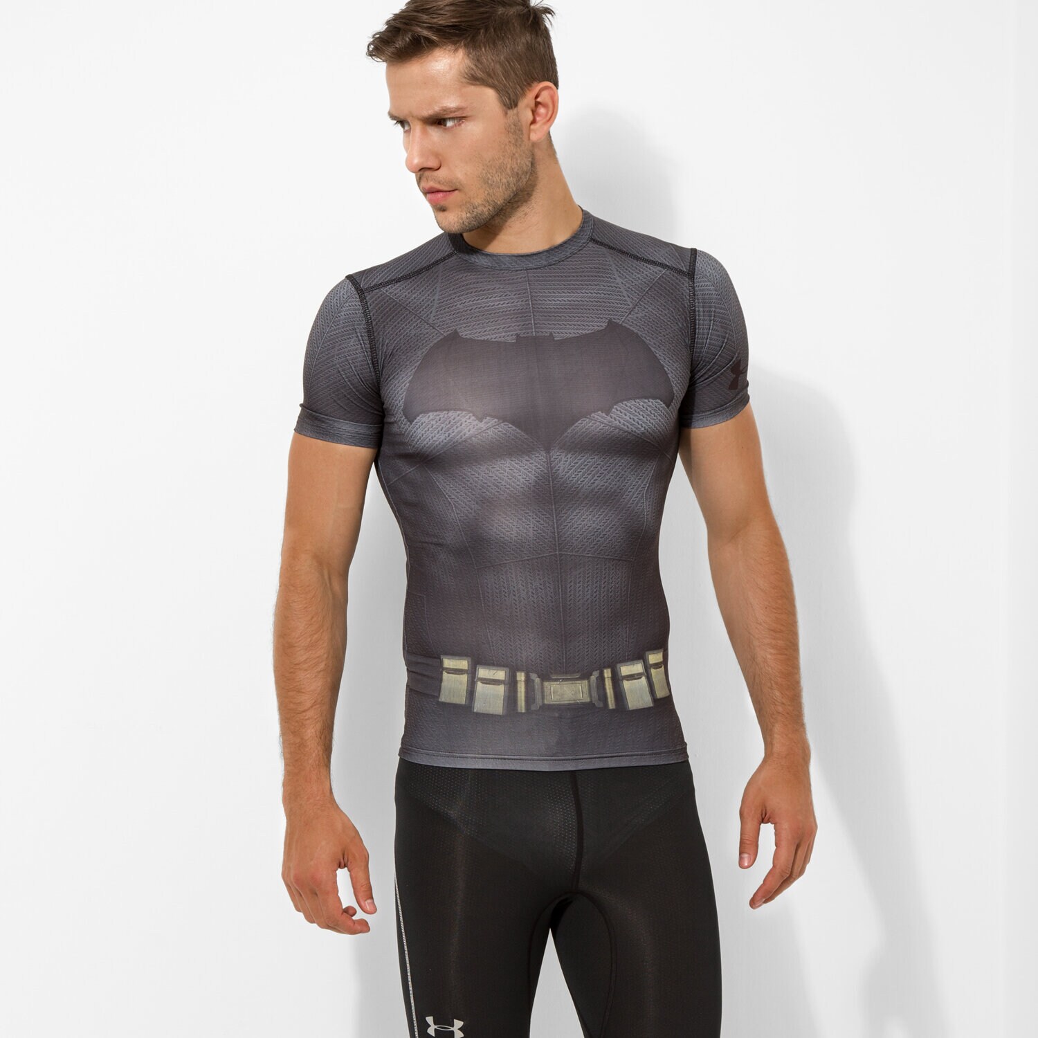 Bărbați tricou UNDER ARMOUR TRICOU SS BATMAN COMPRESSI 1273690040 Gri