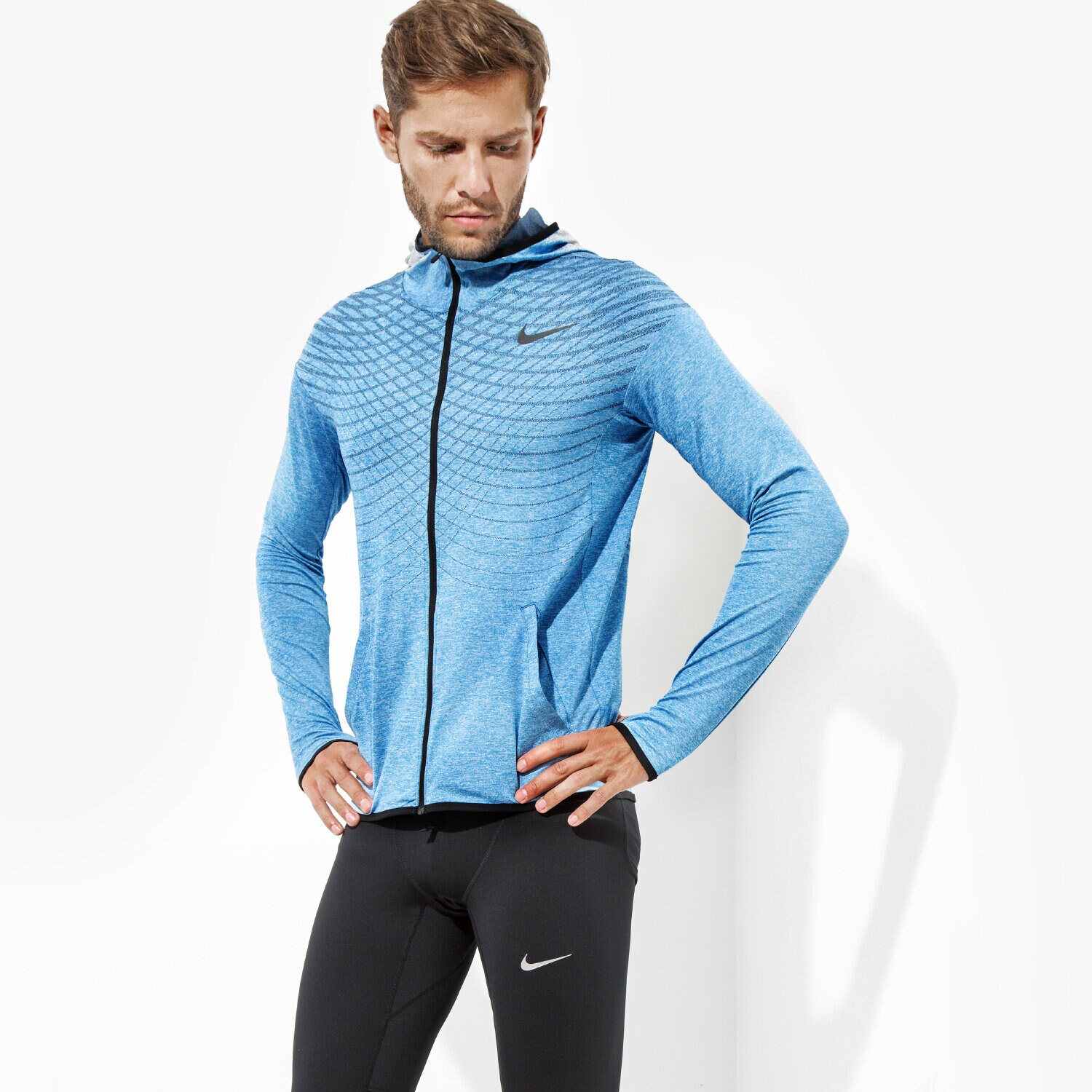 Bărbați bluză NIKE BLUZĂ ULTIMATE DRY FZ HD TOP 742492436 Albastru