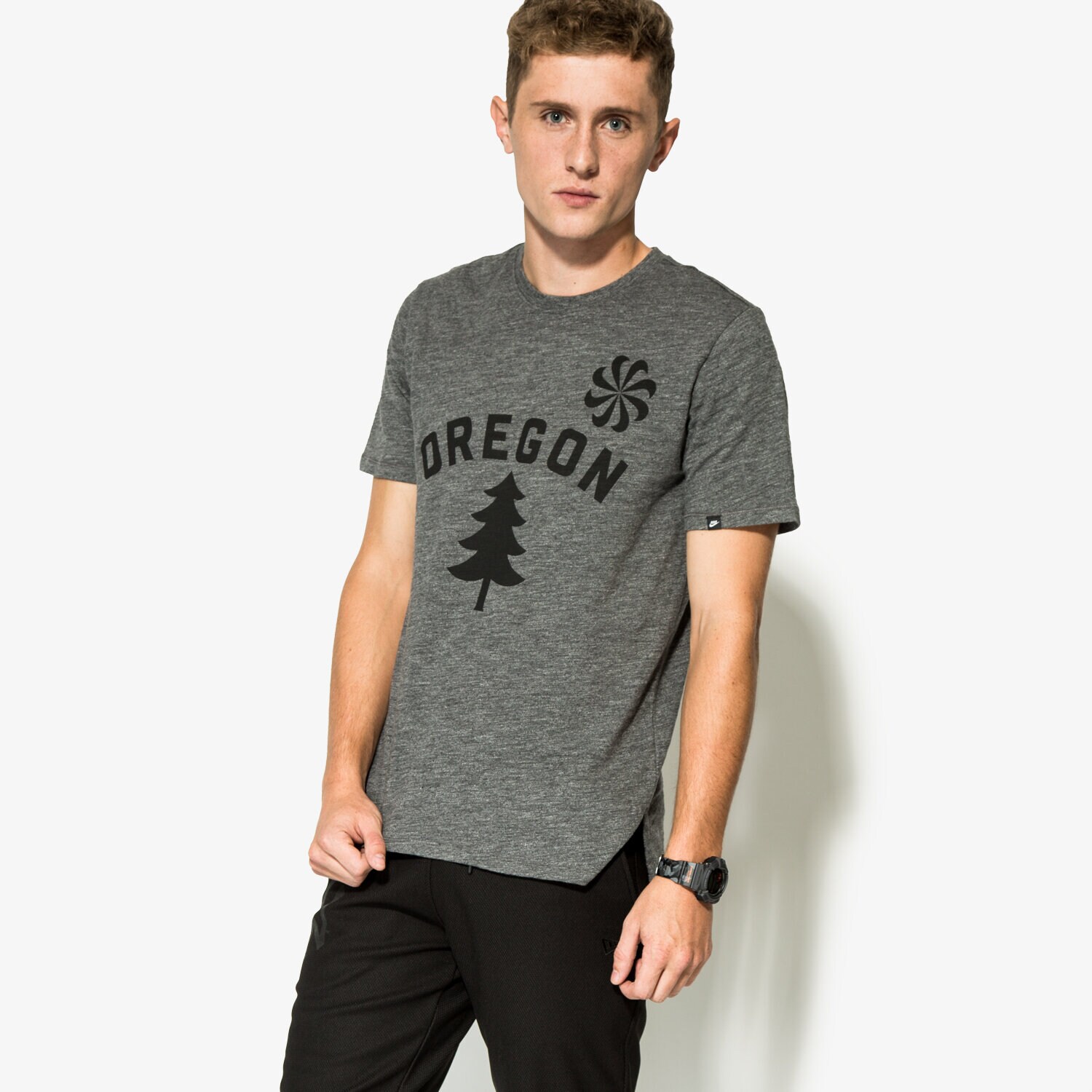 Bărbați tricou NIKE TRICOU M NSW LEGACY T OP KNT GX 809089071 Gri