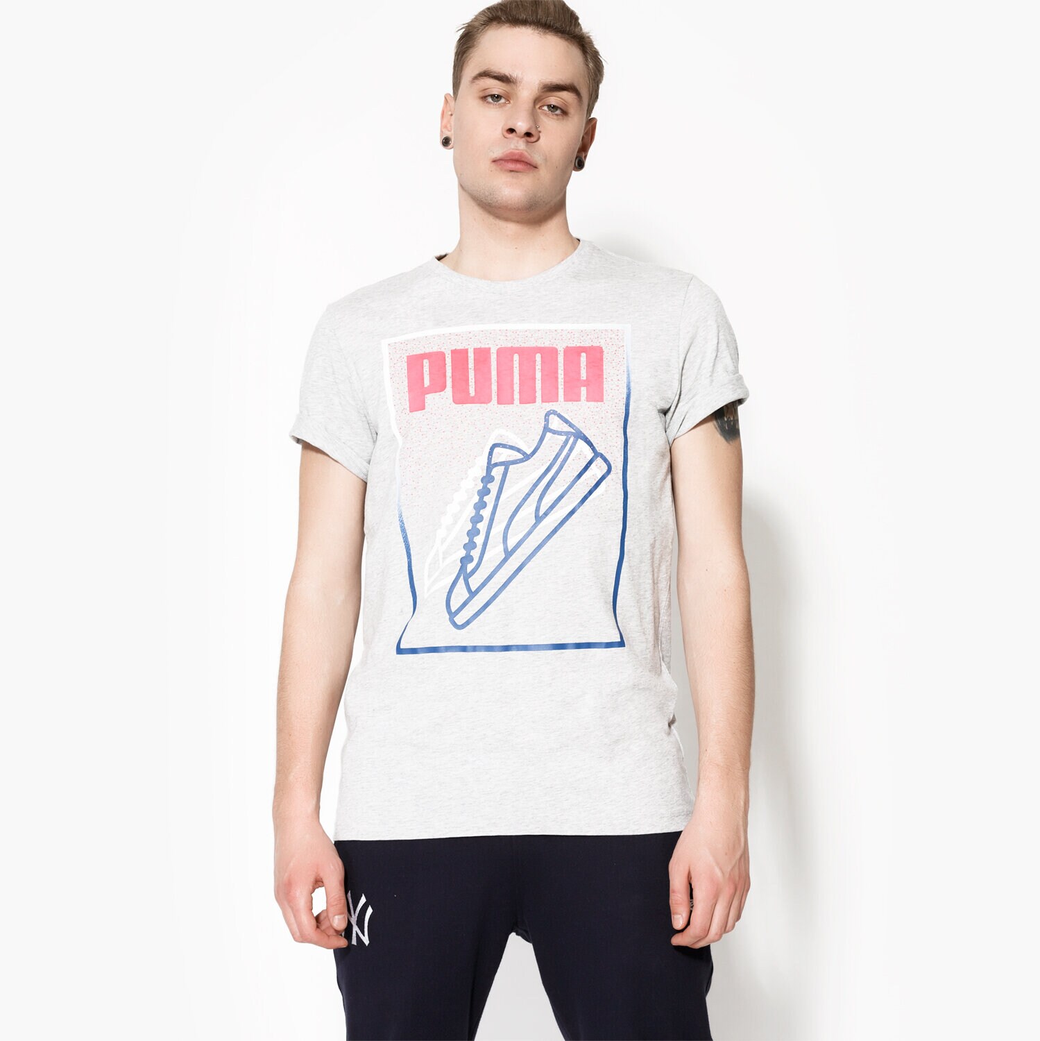 Bărbați tricou PUMA TRICOU SS SNEAKER LINES TEE 59093904 Gri